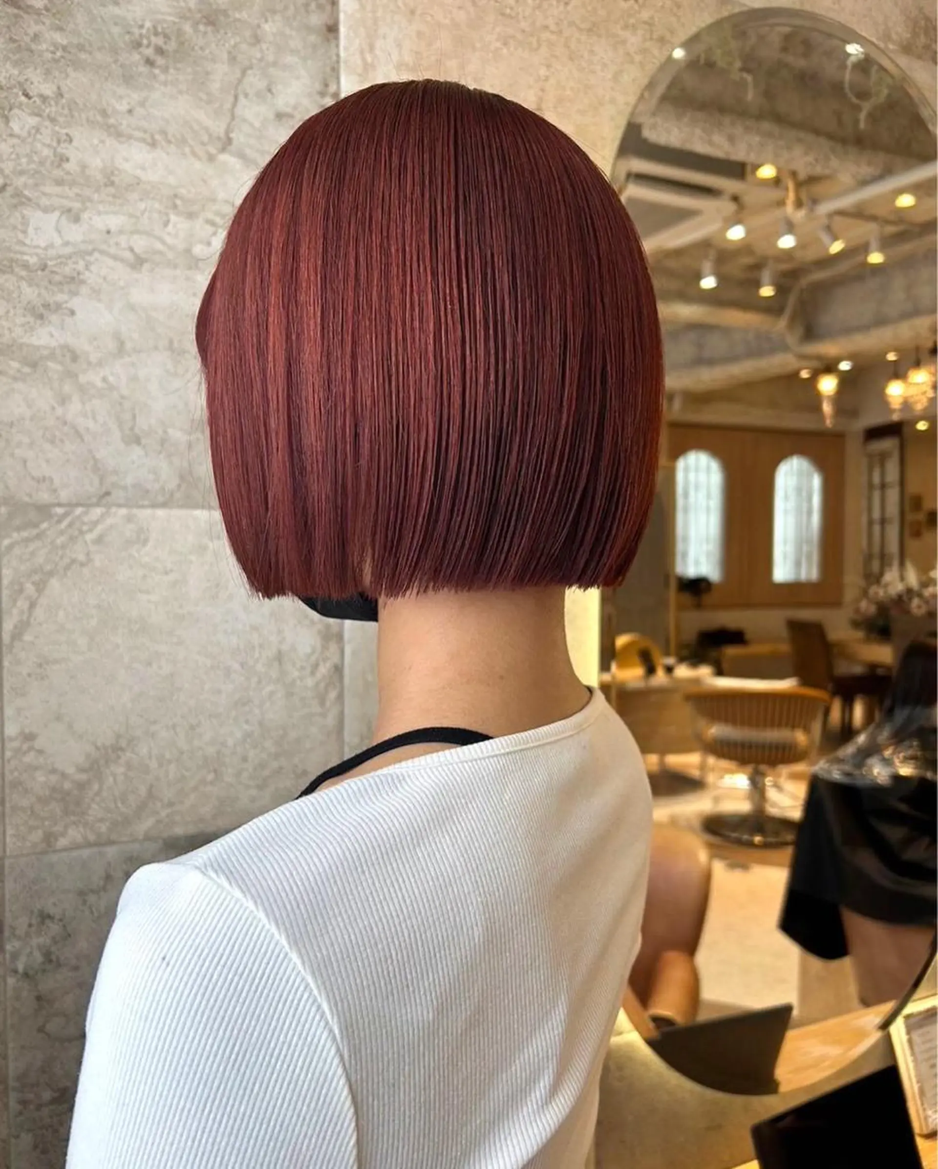 ミディアム ボブ ハイライト 髪質改善 韓国風ヘア 小顔カット ヘアカラー トリートメント 透明感カラー/カット 髪質改善/森栄範のヘアスタイル