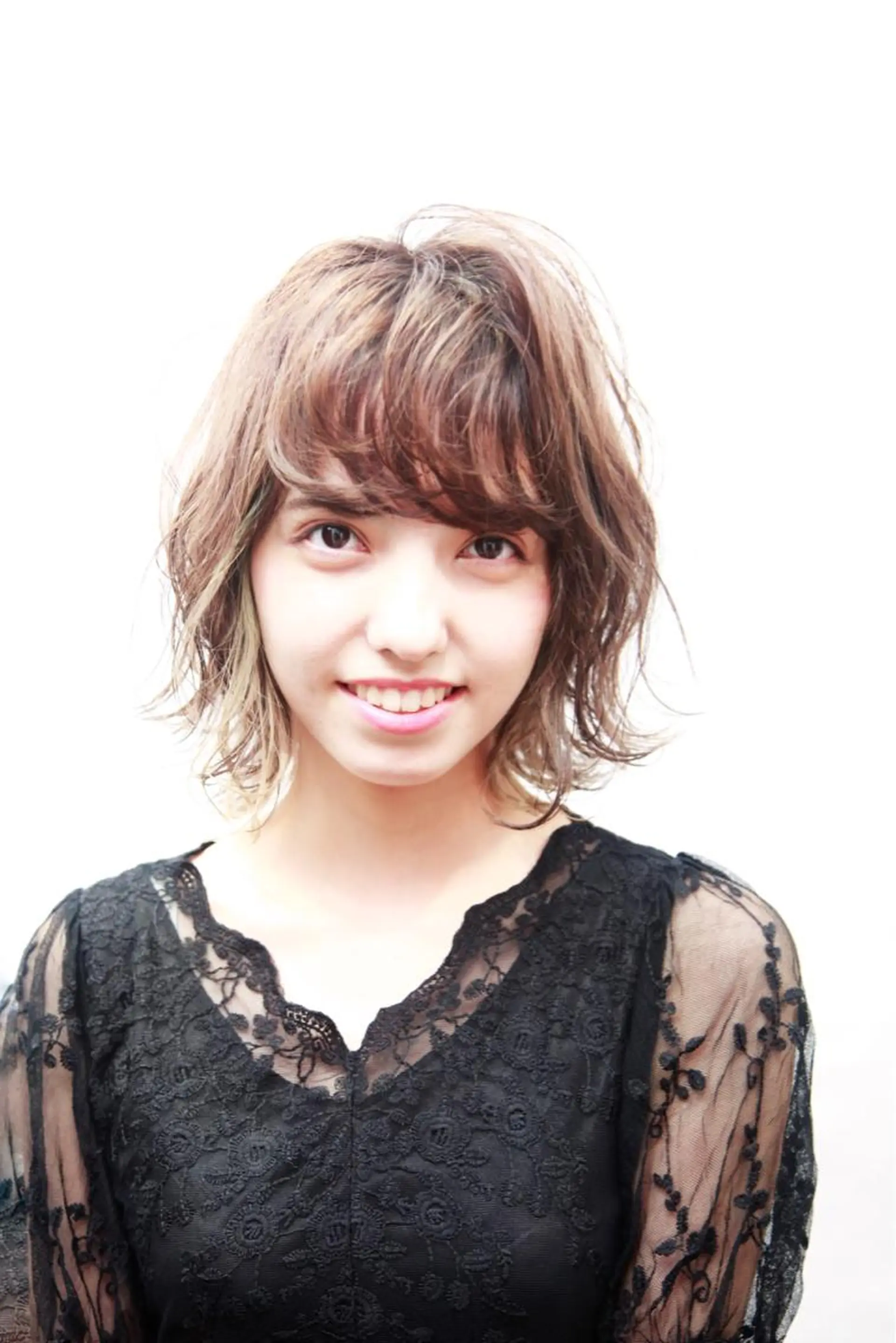 ショート ヘアカラー CUORE クオーレのヘアスタイル