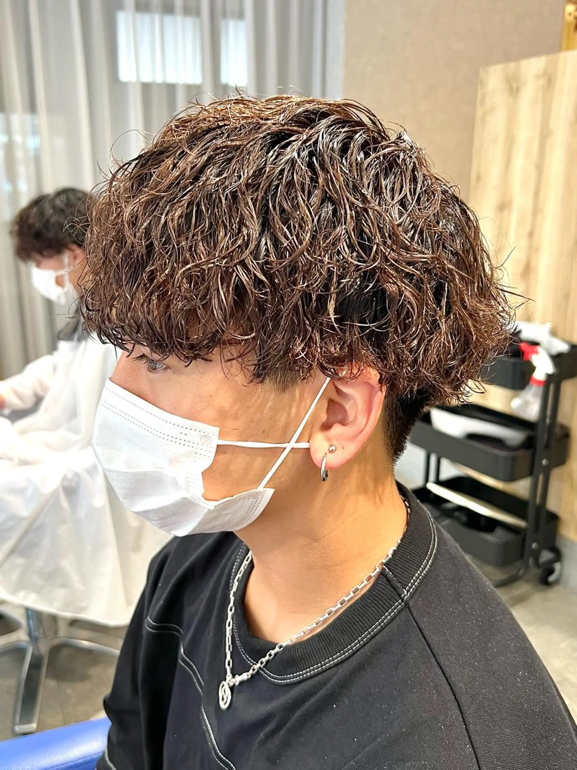 ショート パーマ メンズ メンズパーマ メンズツイストパーマ ツイストスパイラルパーマ 波巻きパーマ スパイラルパーマ men’s salon NOA solte. 【メンズサロン ノアソルテ】所属・メンズパーマ職人 加藤 弘貴のヘアスタイル