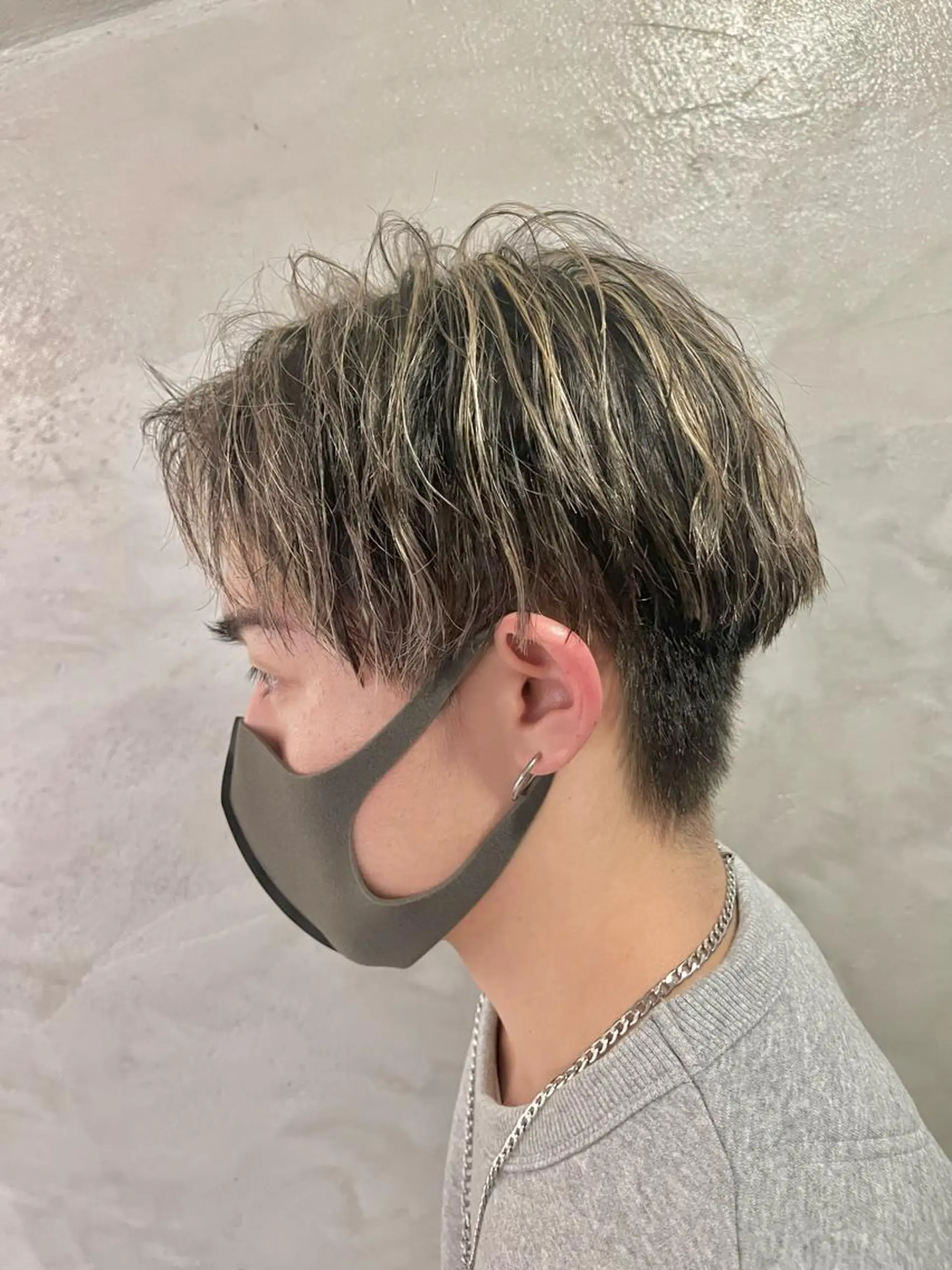 カラー メンズ メンズハイライト ハイライトカラー ヘアカラー FUJINO RYOのヘアスタイル