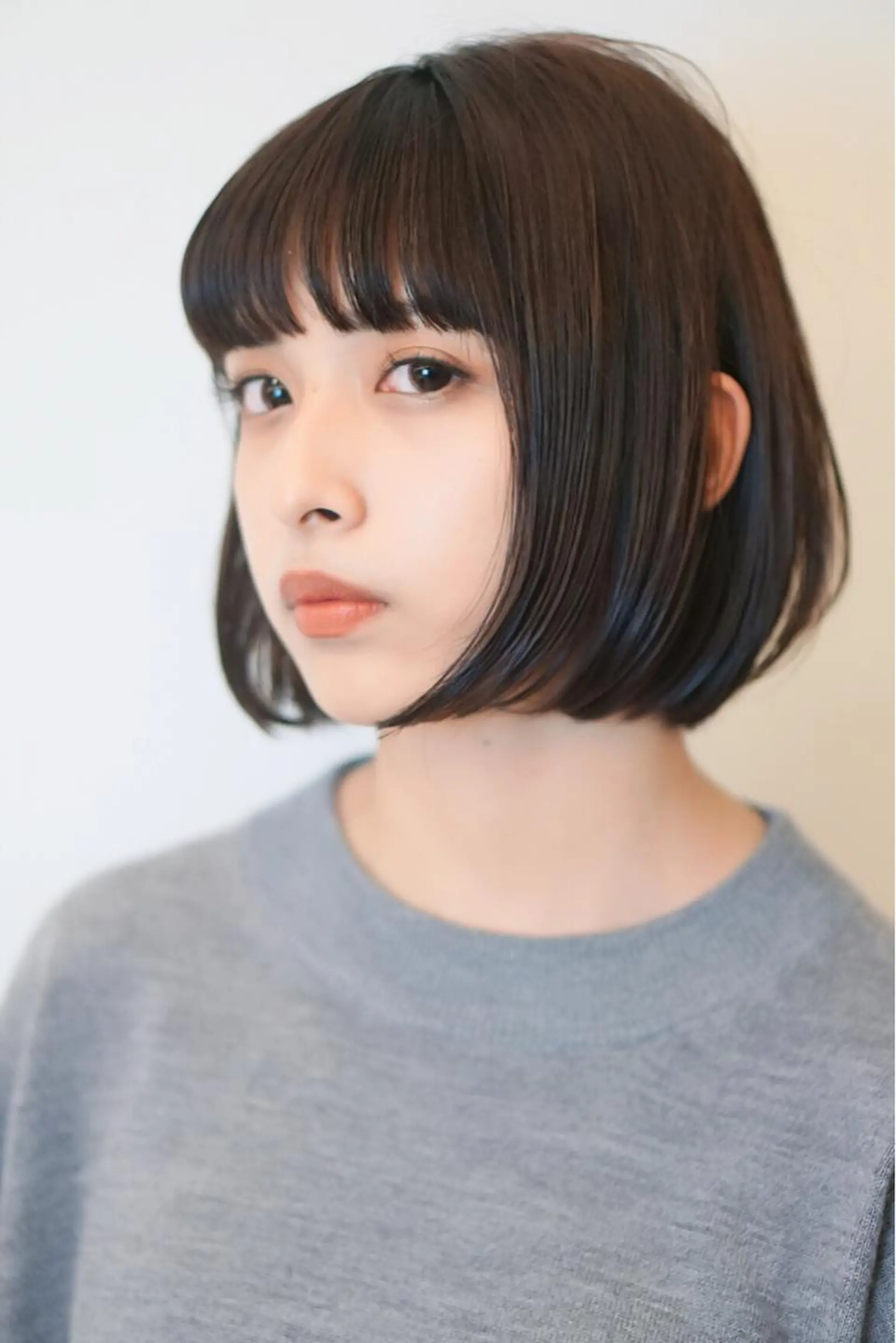 ショート カラー ボブ くびれヘア カット 縮毛矯正 ディレクター ノナカのヘアスタイル