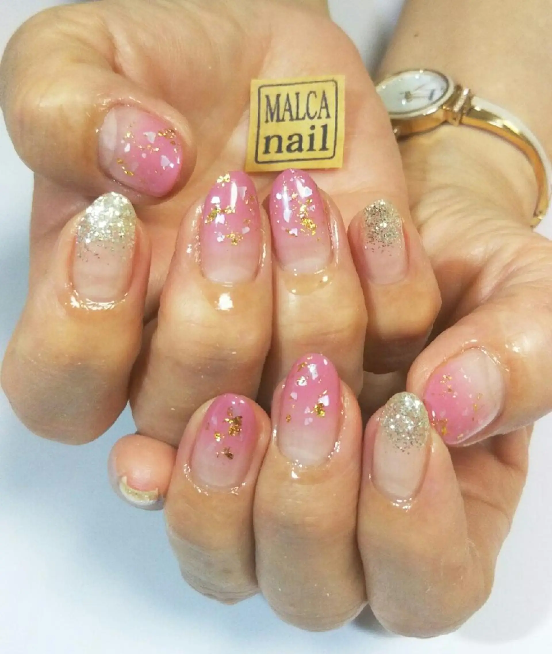 セミロング ヘアアレンジ パーマ ネイル キッズ マツエク・マツパ MALCAnail(マルカネイル)所属・荒木 莉奈のネイルデザイン