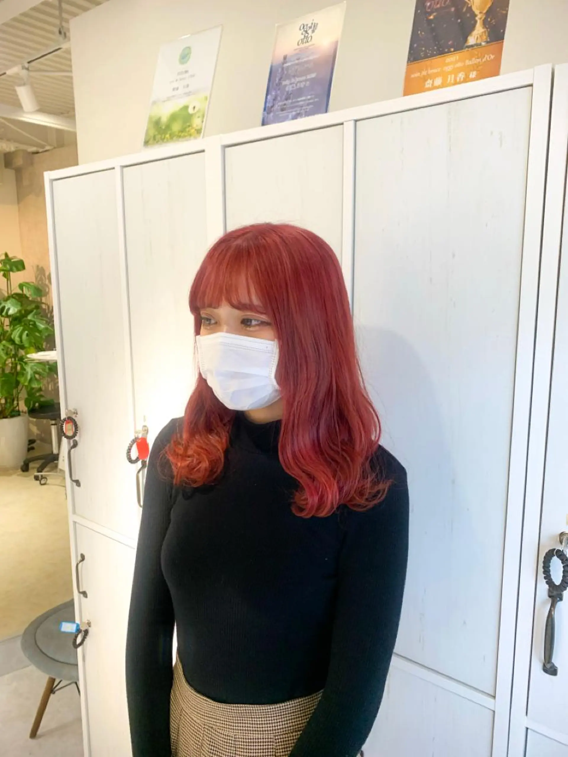 セミロング カラー ブリーチ レッドカラー カット 縮毛矯正とブリーチ /杉村凜汰郎のヘアスタイル