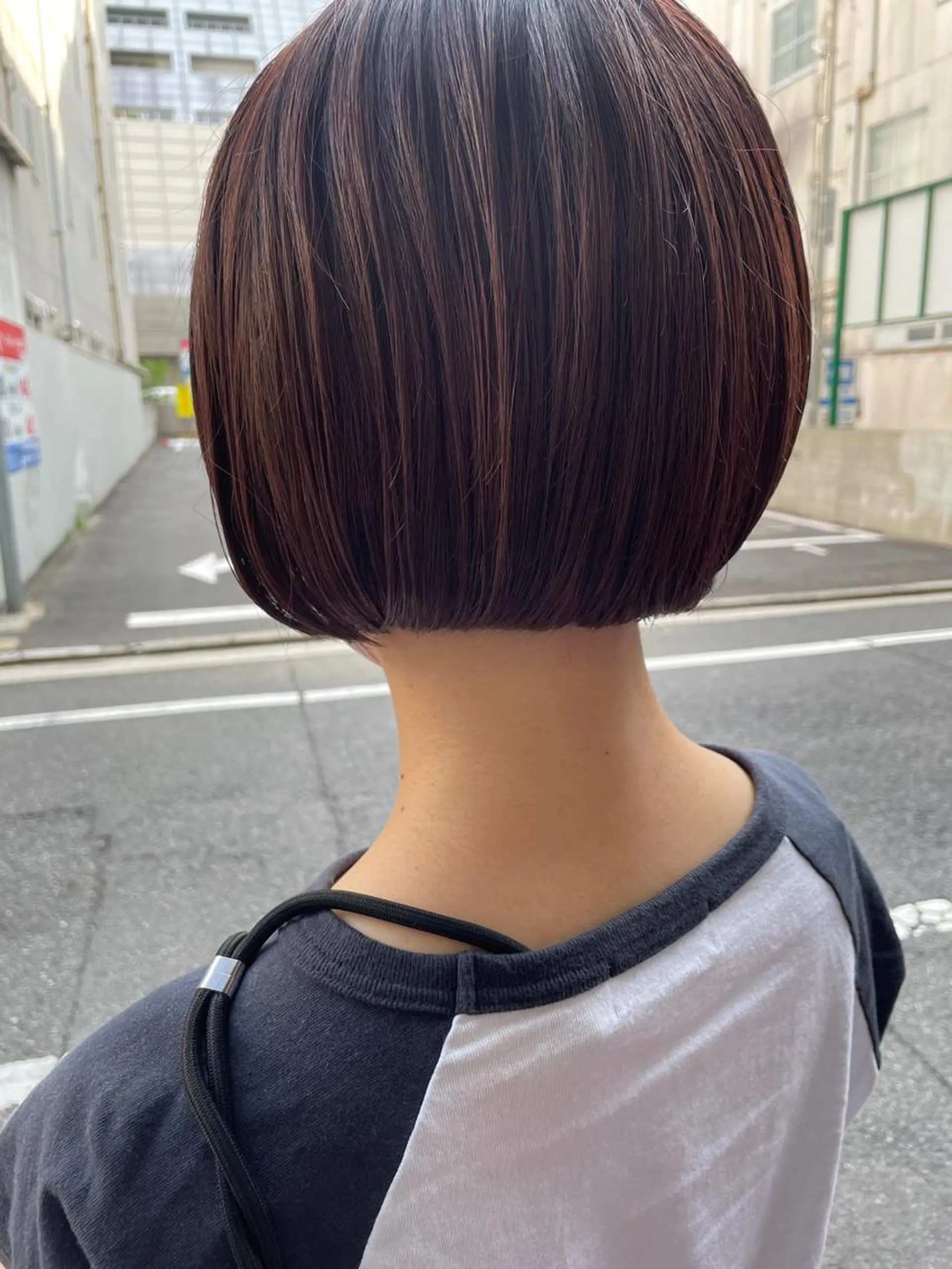 ショート ボブ カット ヘアカラー トリートメント さの あやねのヘアスタイル