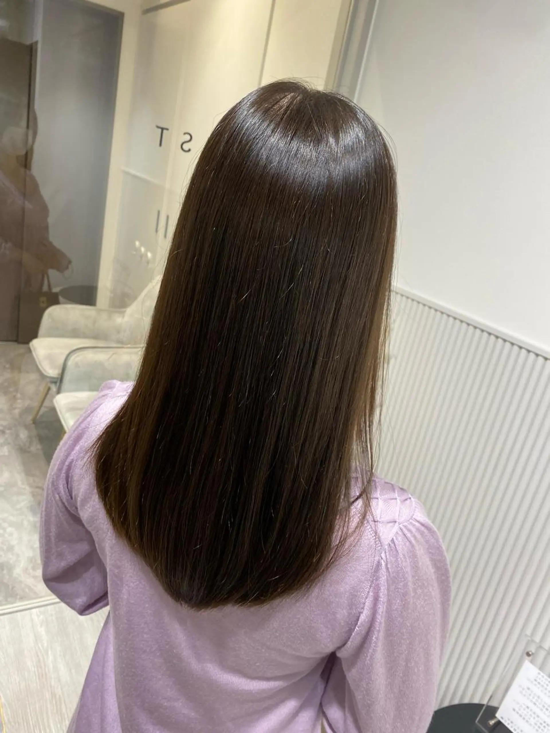 セミロング ヘアカラー トリートメント Ra-Ffichi by siun所属・宮田海聖 ナチュラル/美髪のヘアスタイル