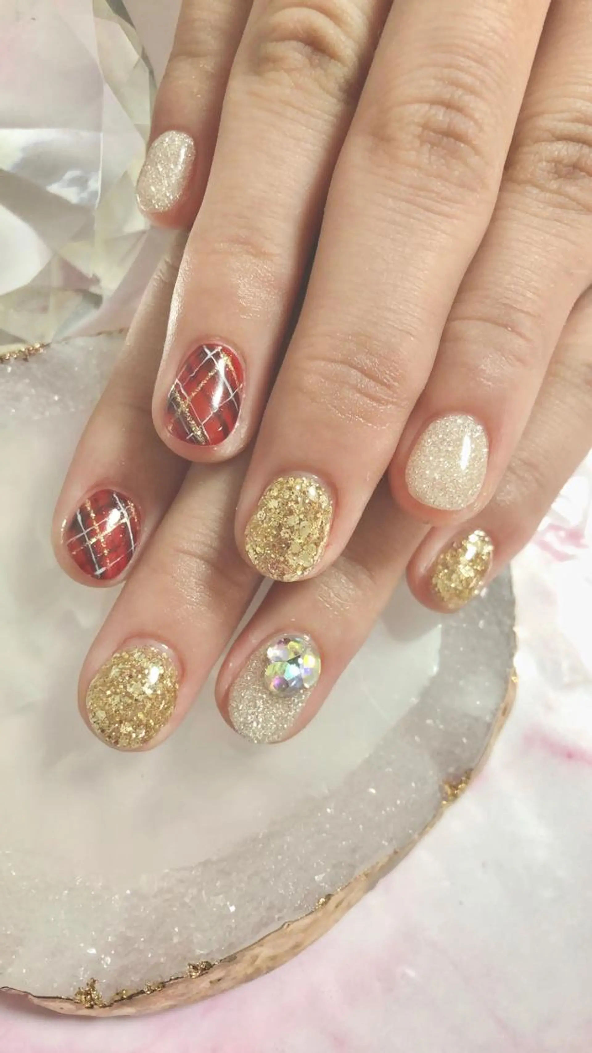 ミディアム ネイル ハンドネイル ハンドケア 💎ビューティサロン 湘南　RIRAN💎のネイルデザイン