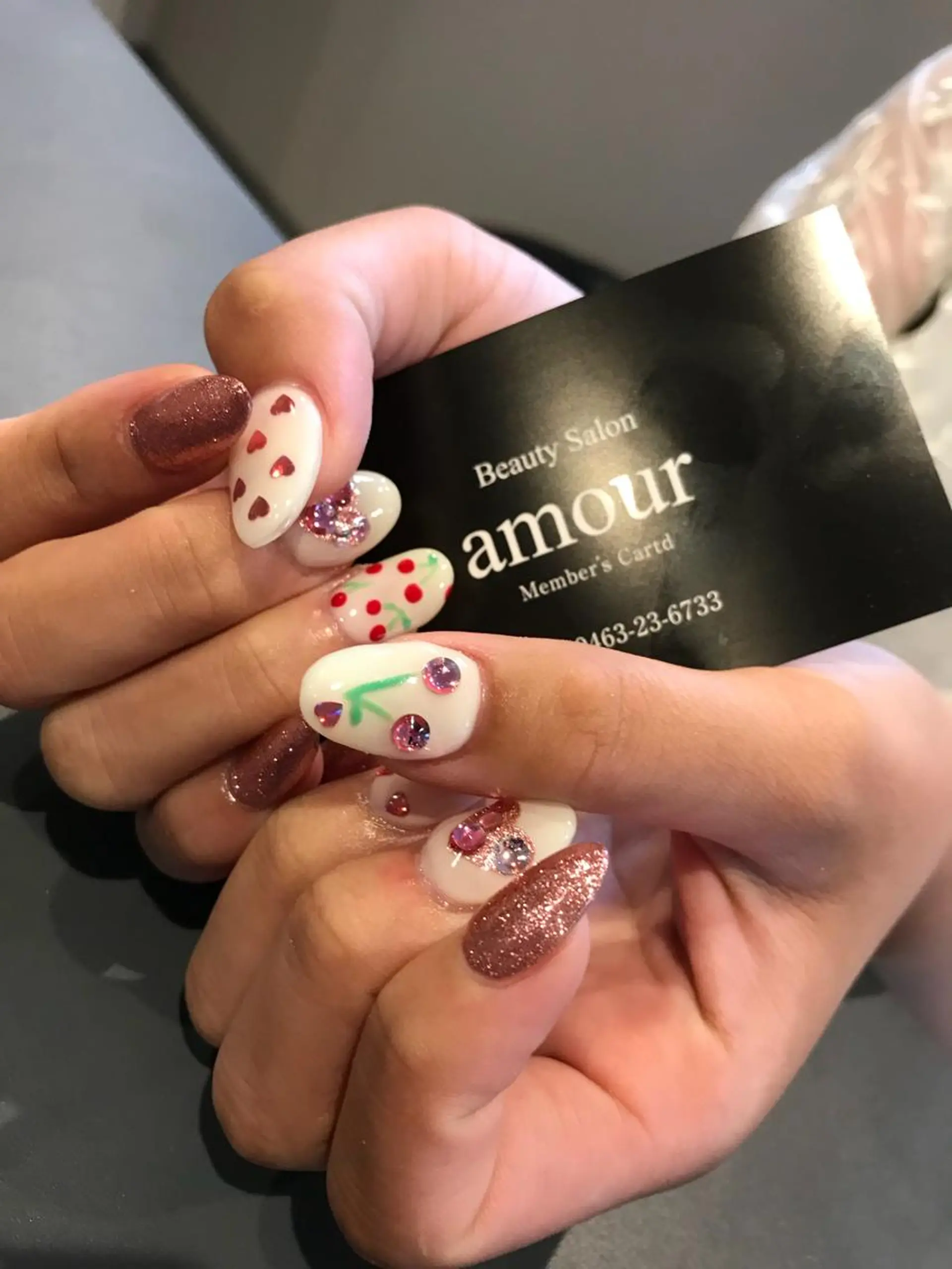 ミディアム ネイル ハンドネイル ハンドケア 💎ビューティサロン 湘南　RIRAN💎のネイルデザイン