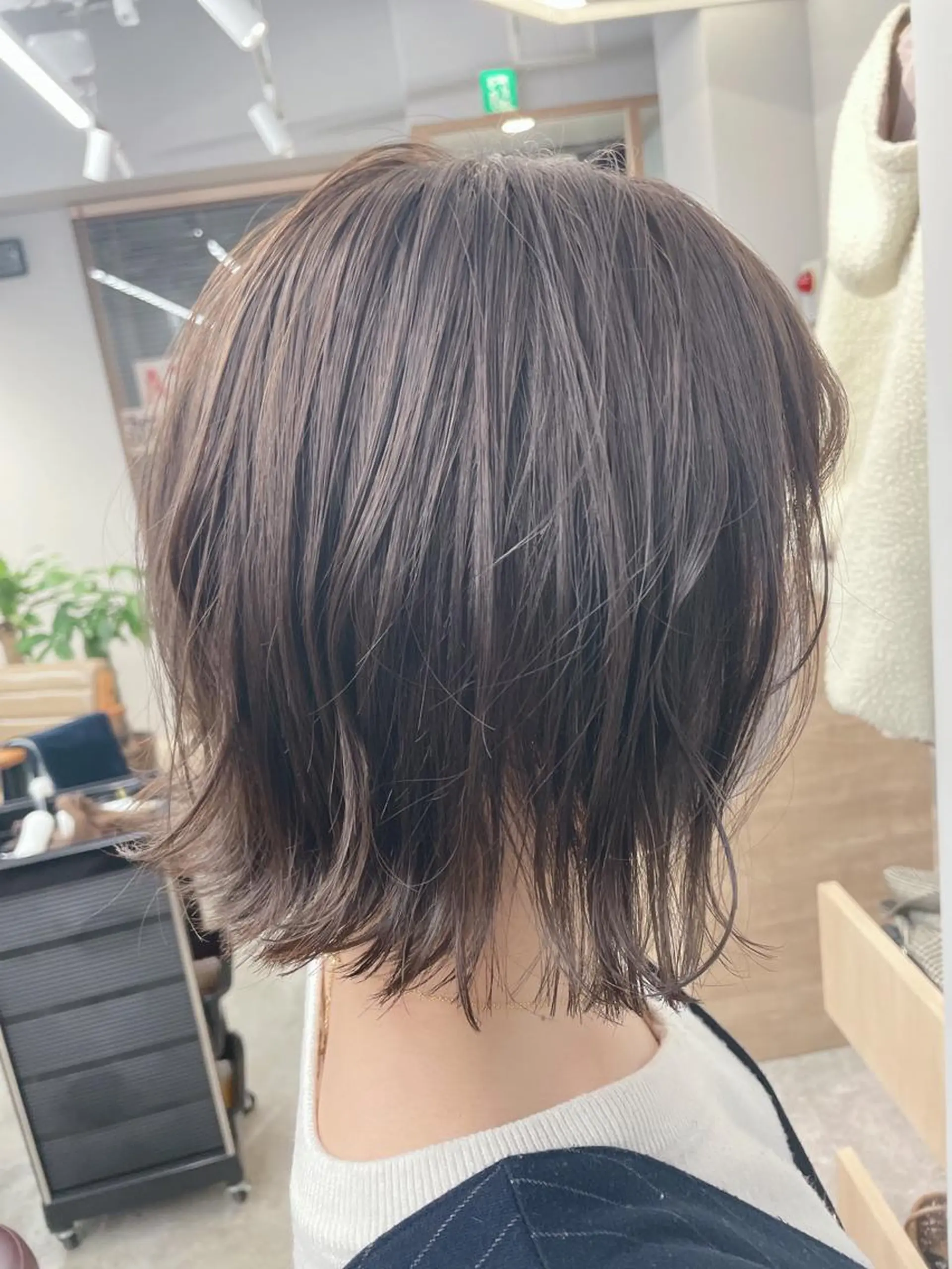 ショート SAEKI【ior 】北千住店ブリーチのヘアスタイル