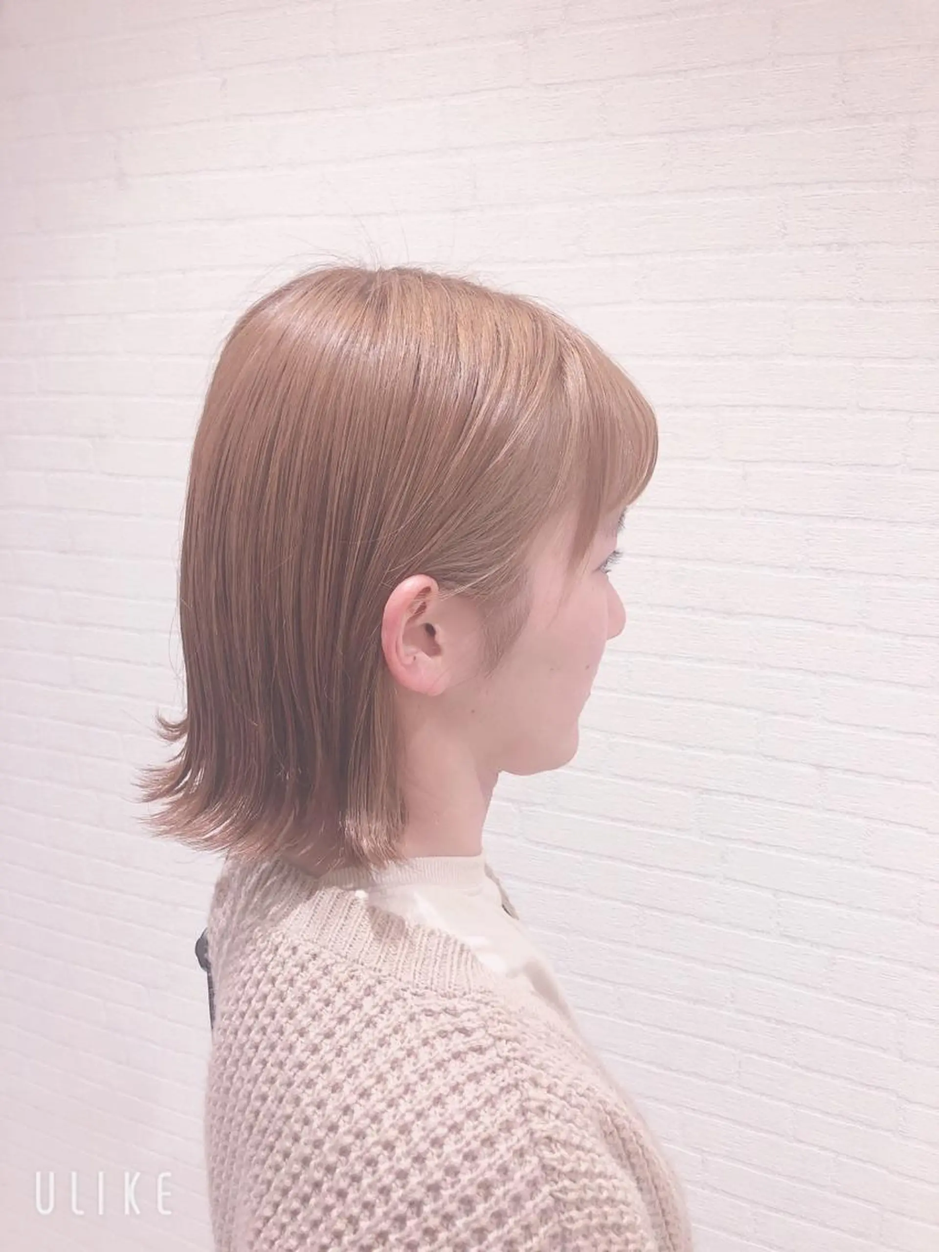 ミディアム カラー 岩永 梨玖のヘアスタイル