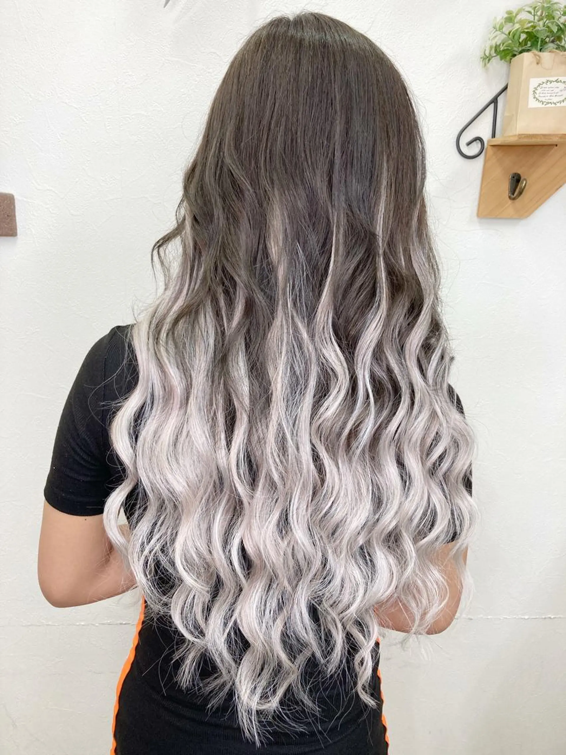 ロング カラー アッシュ ヘアカラー トリートメント エクステ KEISUKE/ 池袋✨エクステのヘアスタイル