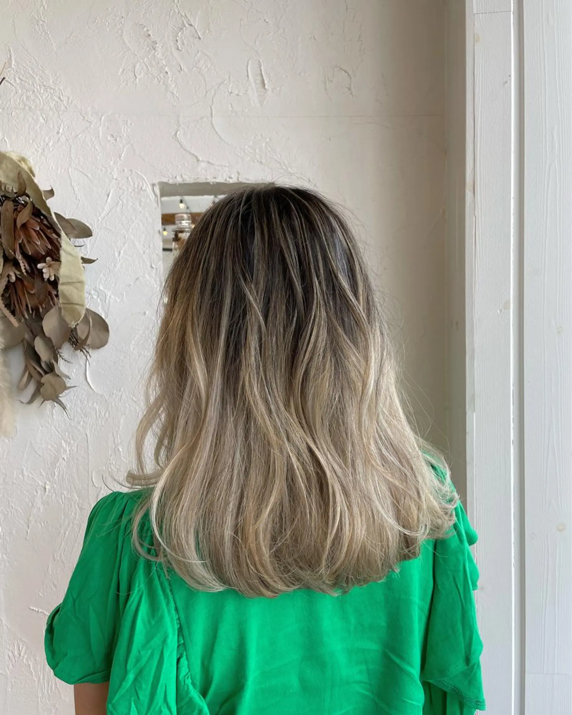 ミディアム カラー バレイヤージュ レイヤーカット ヘアカラー 🌸小掛🌸 豊橋外国人風カラーのヘアスタイル