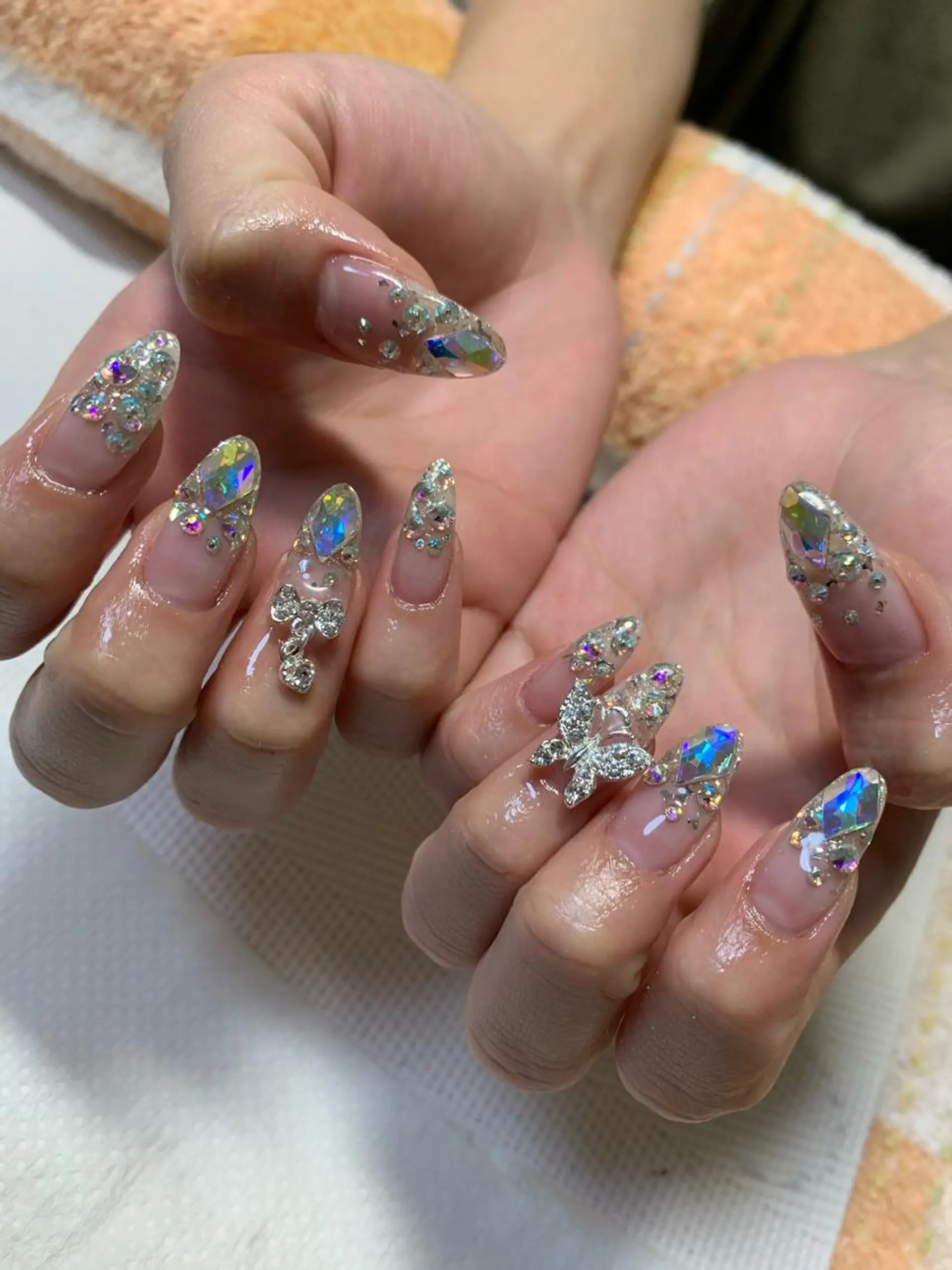 ネイル ストーンネイル rukianail 新里のネイルデザイン