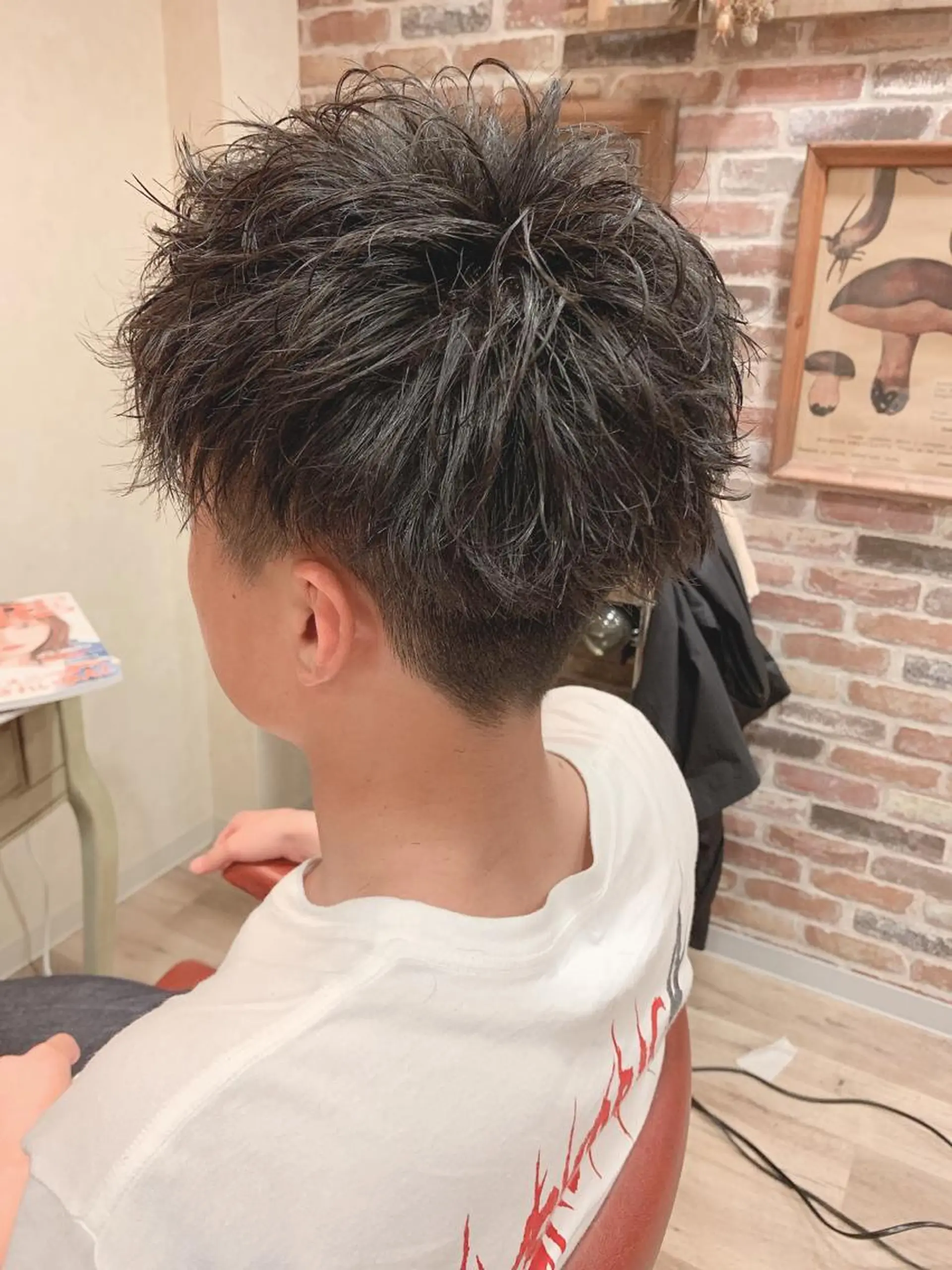 ショート パーマ メンズ メンズパーマ ショートヘア Lit所属・Lit.豊橋 夏目のヘアスタイル