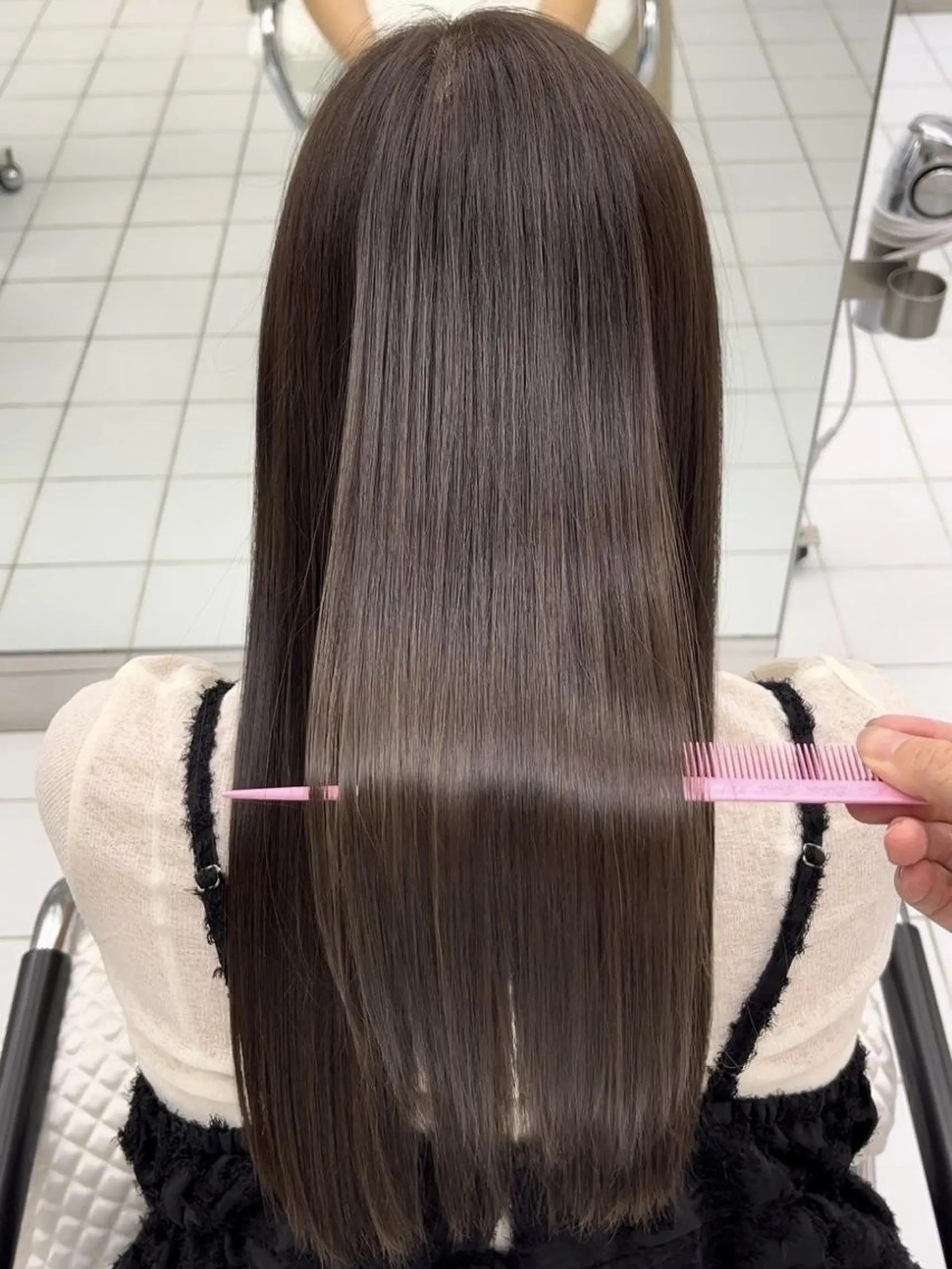 ロング パーマ ヘアカラー ❄️透明感ブリーチ ❄️TOWA市川のヘアスタイル
