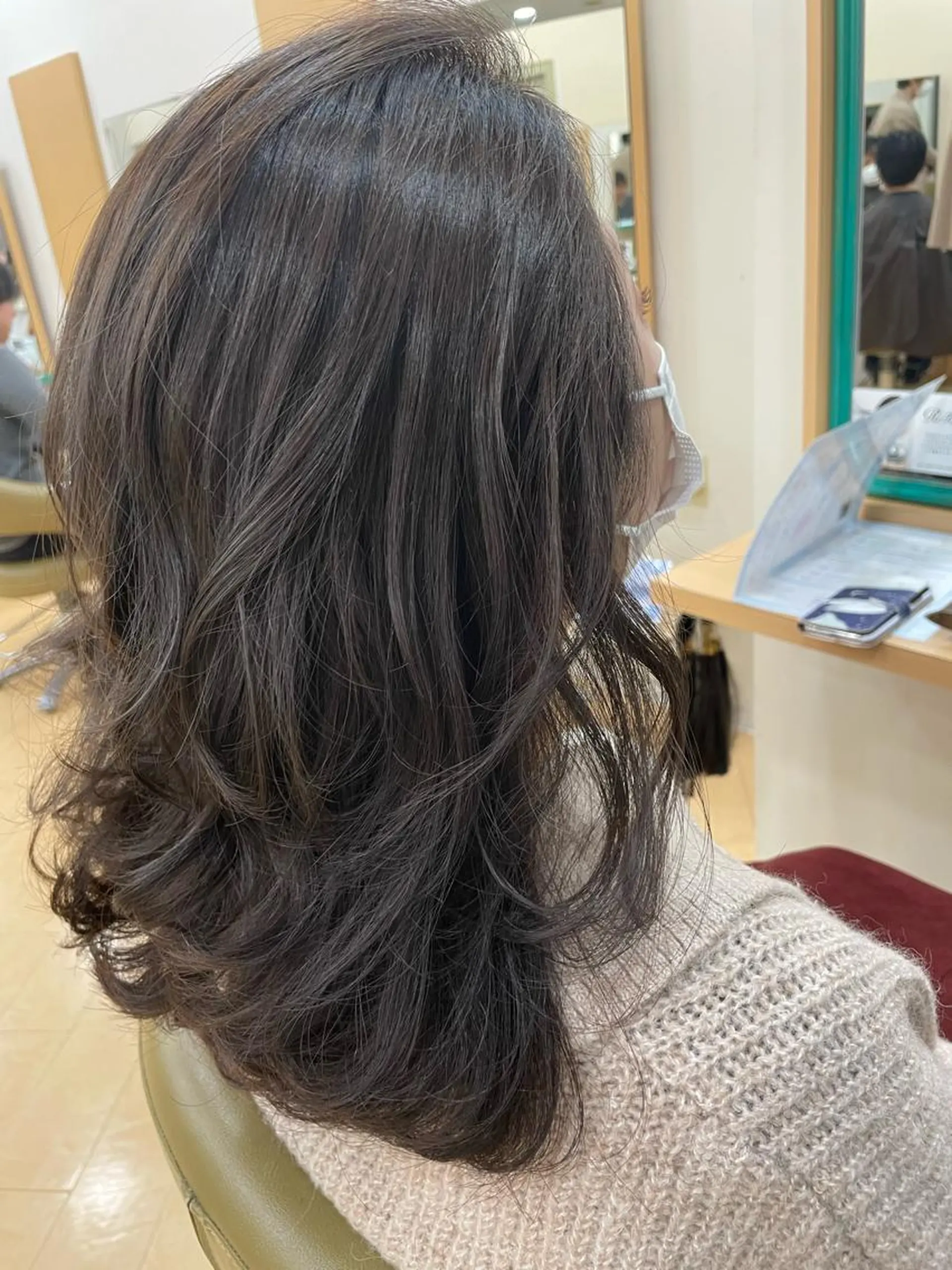 セミロング 福原 亜祐美のヘアスタイル