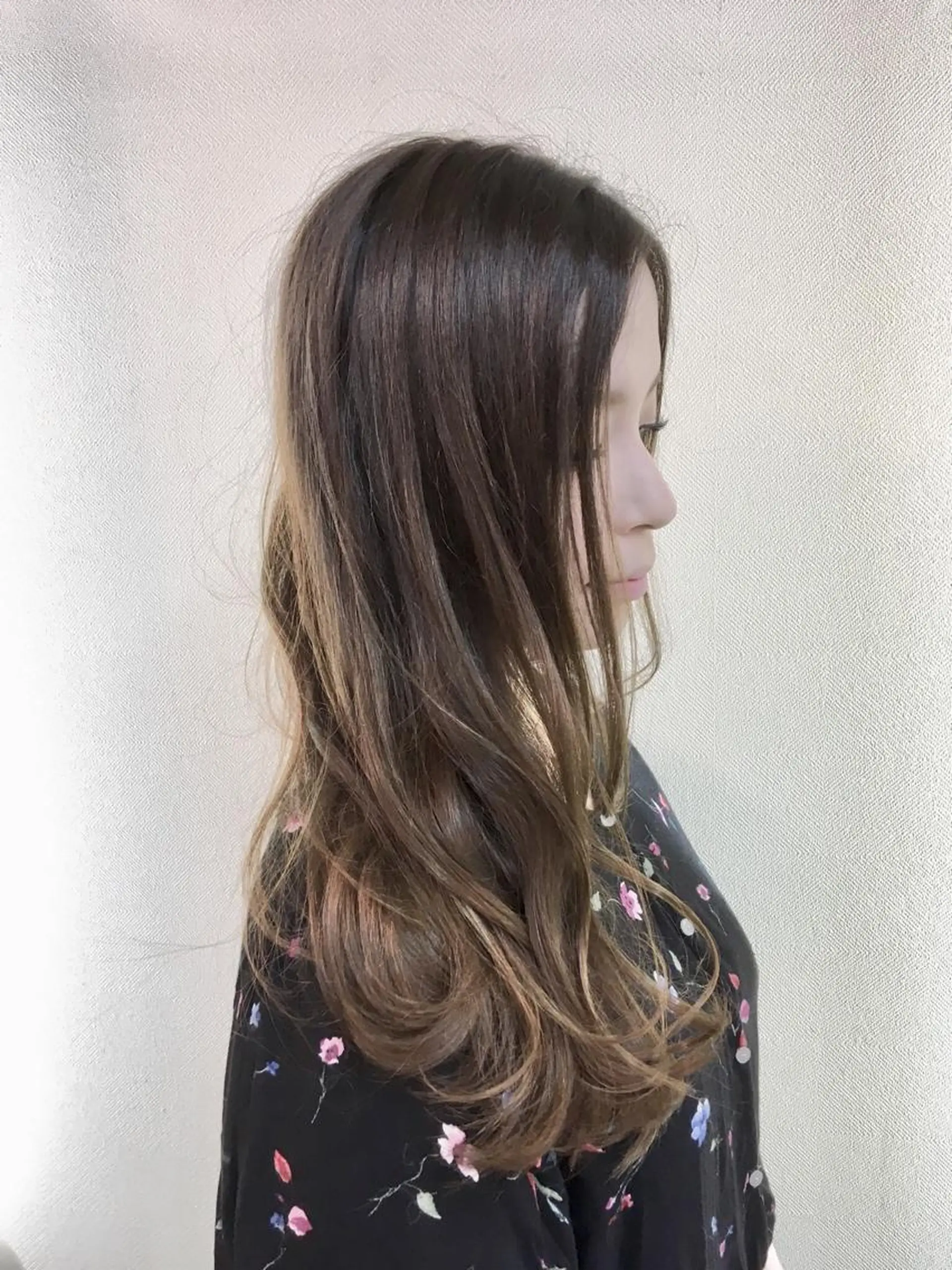 セミロング カラー カット ヘアカラー トリートメント THREE所属・THREE 関根大のヘアスタイル