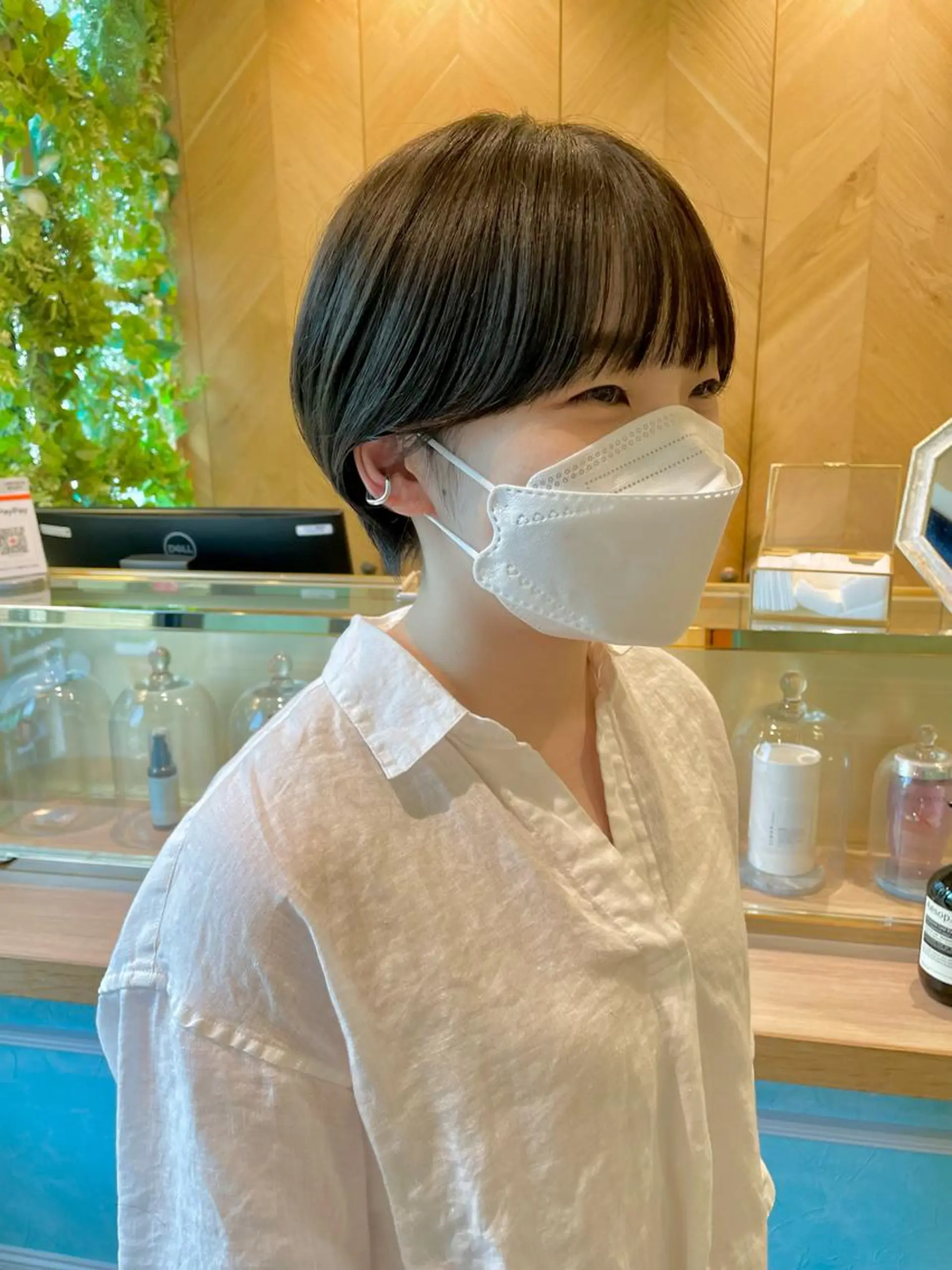 ショート カラー ショートボブ ボブ マッシュヘア ショートヘア 小泉 葵のヘアスタイル