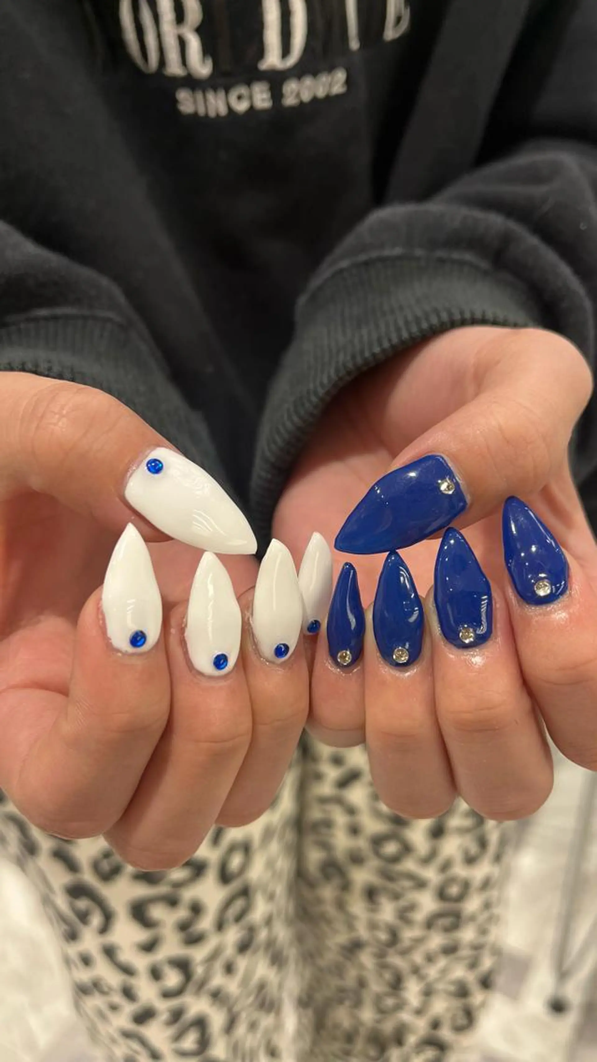 ロング ネイル マツエク・マツパ ワンカラーネイル スカルプネイル ハンドネイル mai🤍縮毛酸性ス トレート/アイリストのヘアスタイル