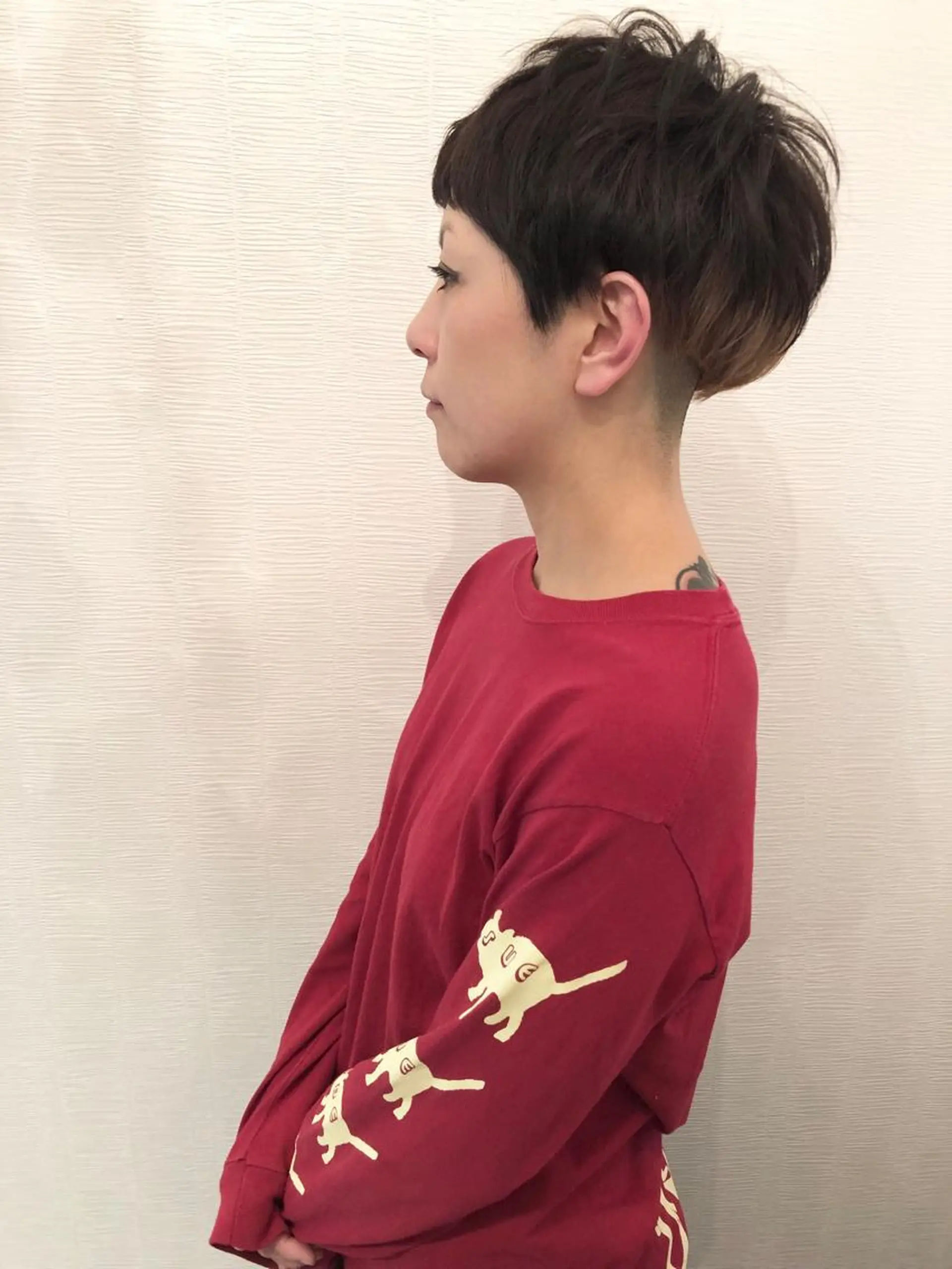 ショート カラー レイヤーカット ショートヘア カット ヘアカラー トリートメント 平川 友希子のヘアスタイル