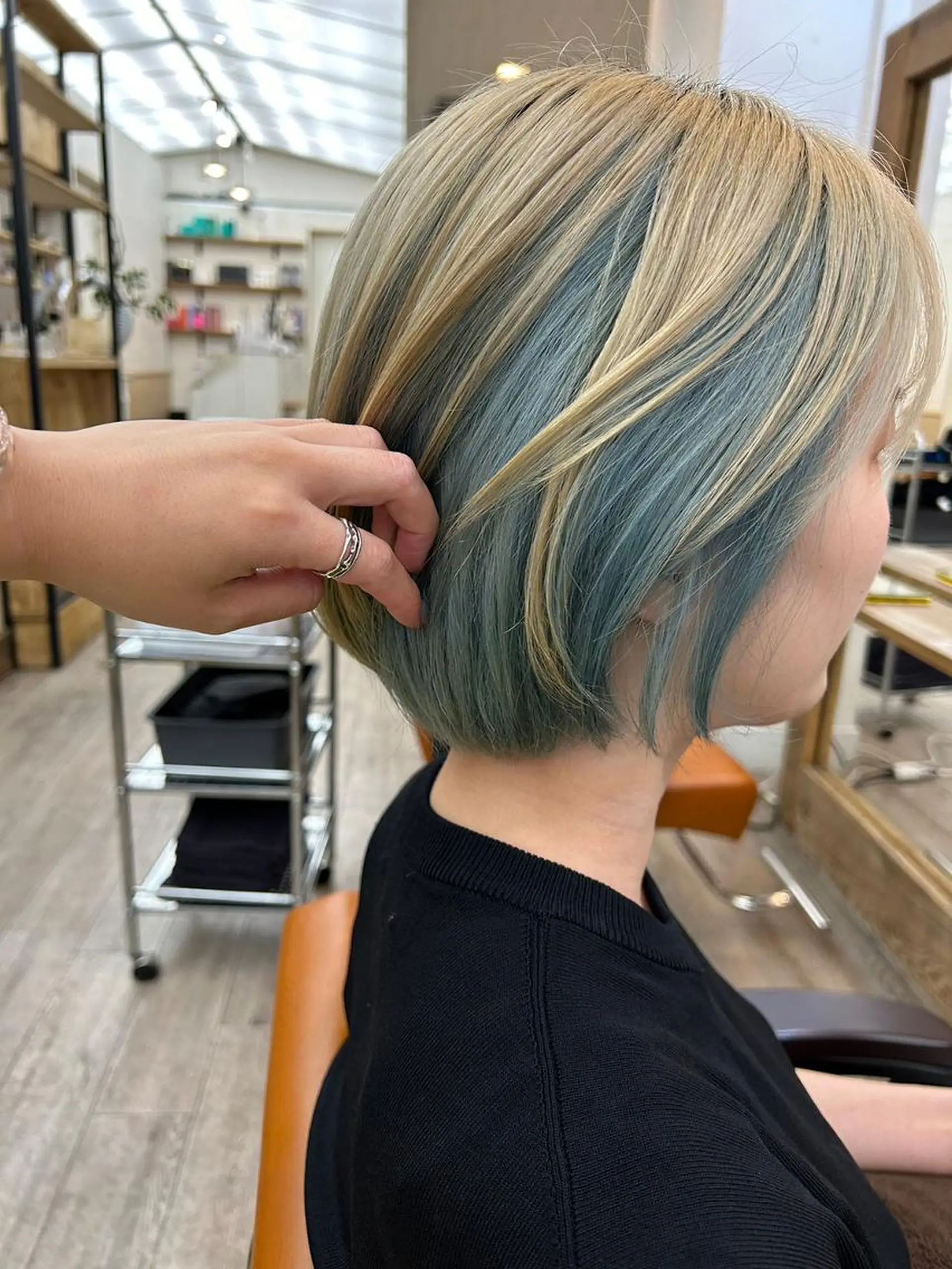 ショート カラー パーマ ヘアアレンジ バレイヤージュ ブリーチ ケアブリーチ ダブルカラー イヤリングカラー ROW町田🌹 大人可愛い/艶髪改善のヘアスタイル