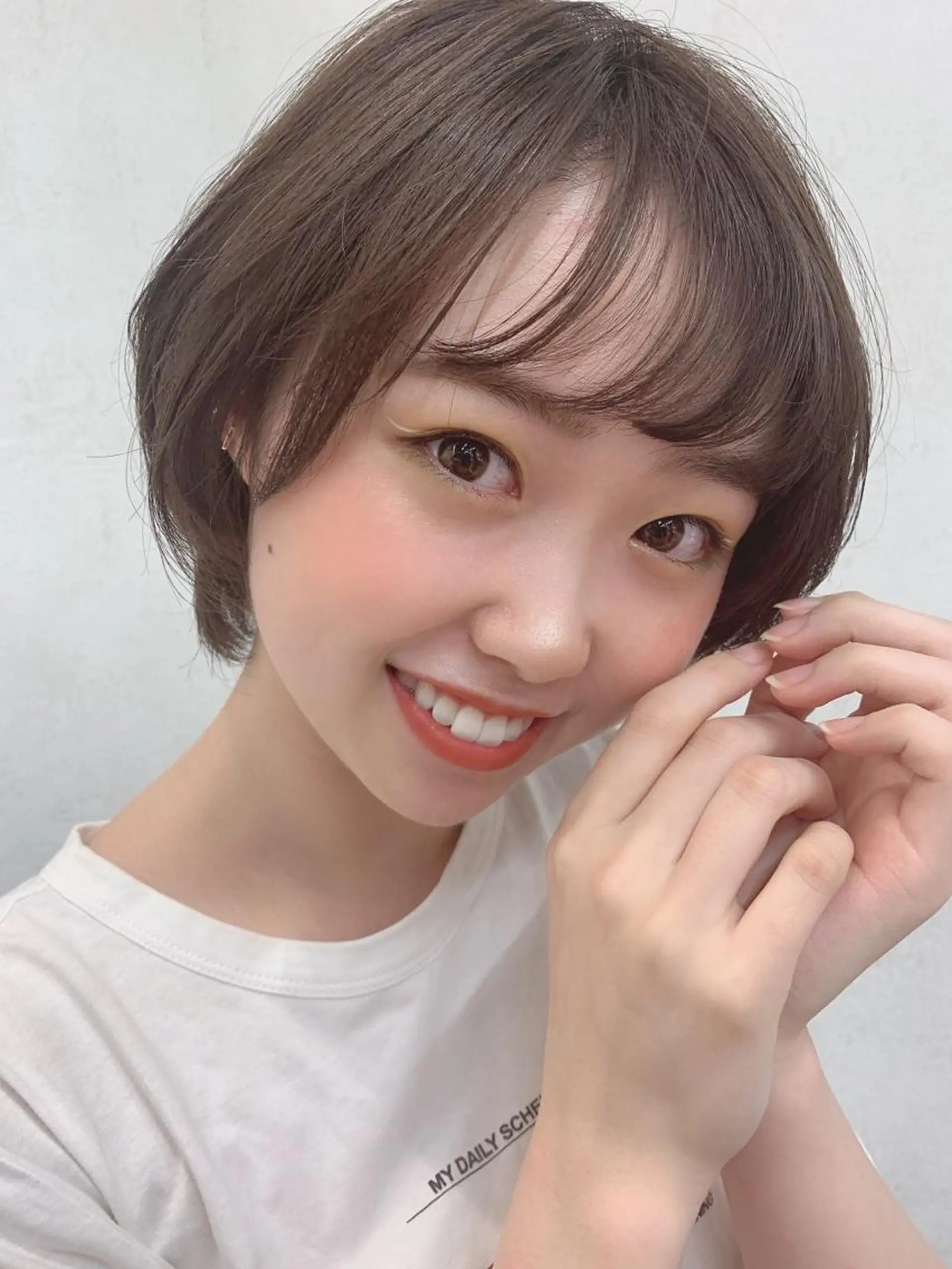 ショート メンズ縮毛矯正 ニュアンスパーマのヘアスタイル