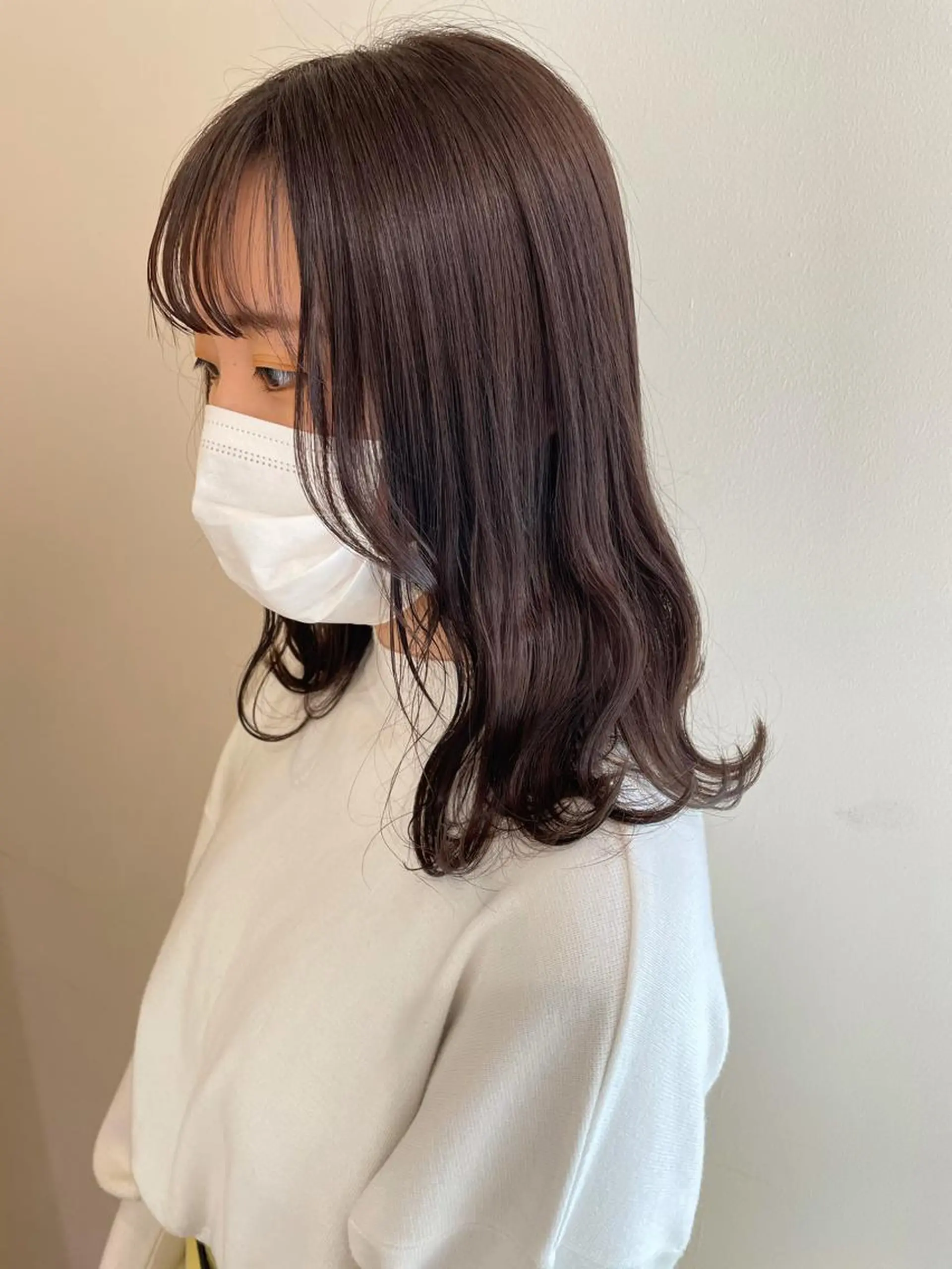 ロング カラー カット ヘアカラー トリートメント 顔まわりカット✄ ベージュカラー🧸のヘアスタイル