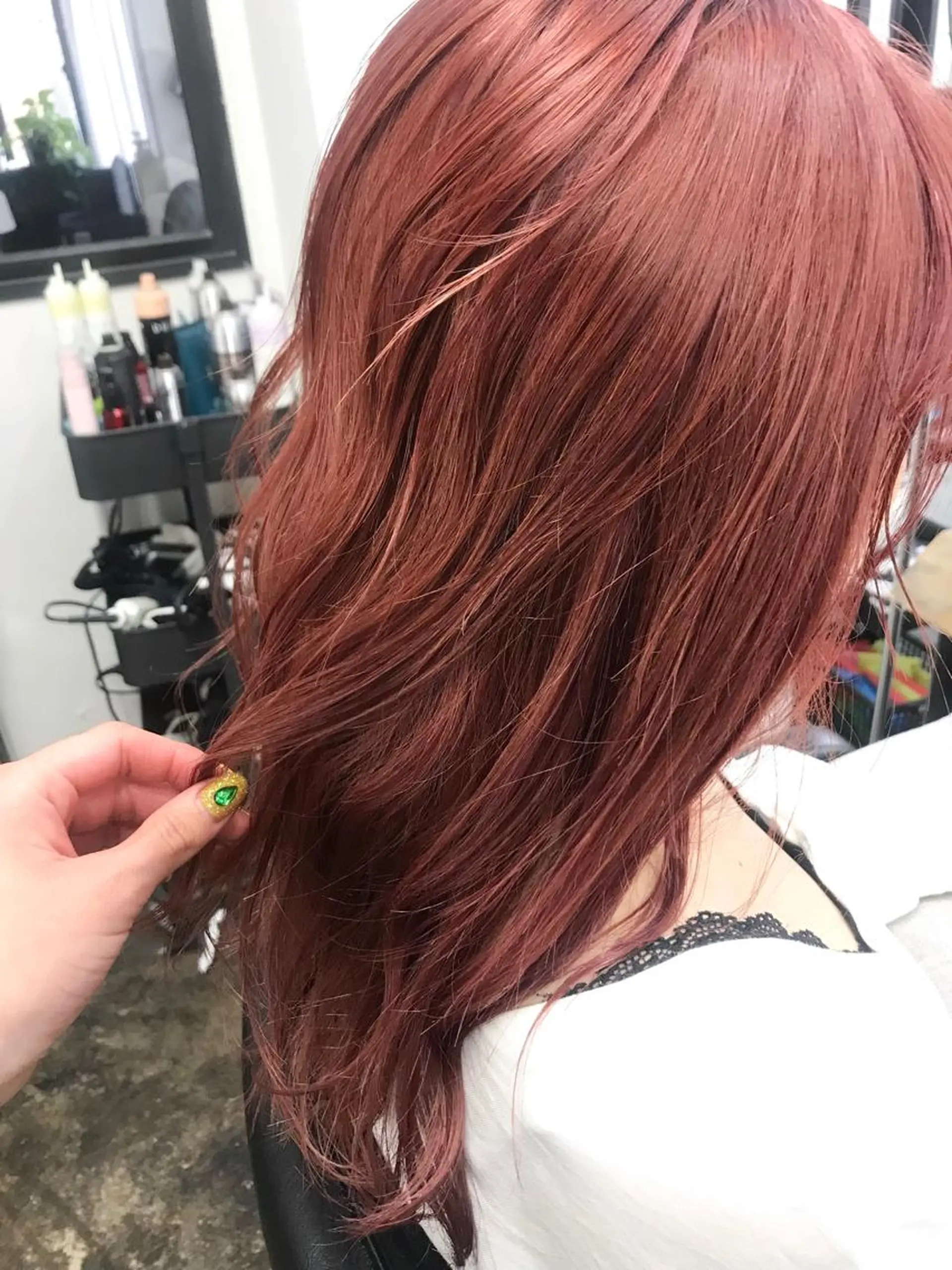 セミロング ダブルカラー　/ インナーカラーMiiのヘアスタイル