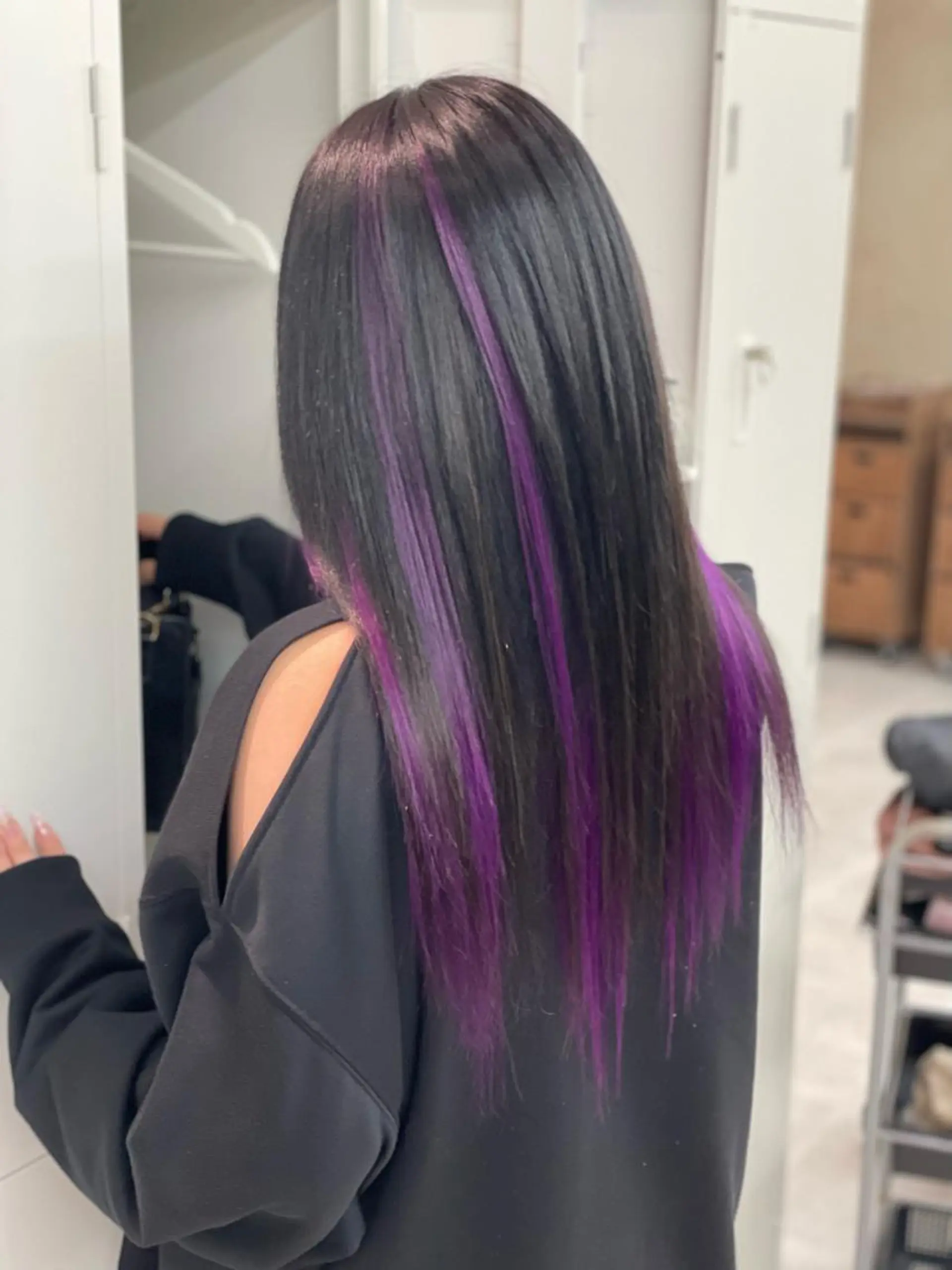 ロング カラー ショーヤ/ブリーチ /バレイヤージュのヘアスタイル