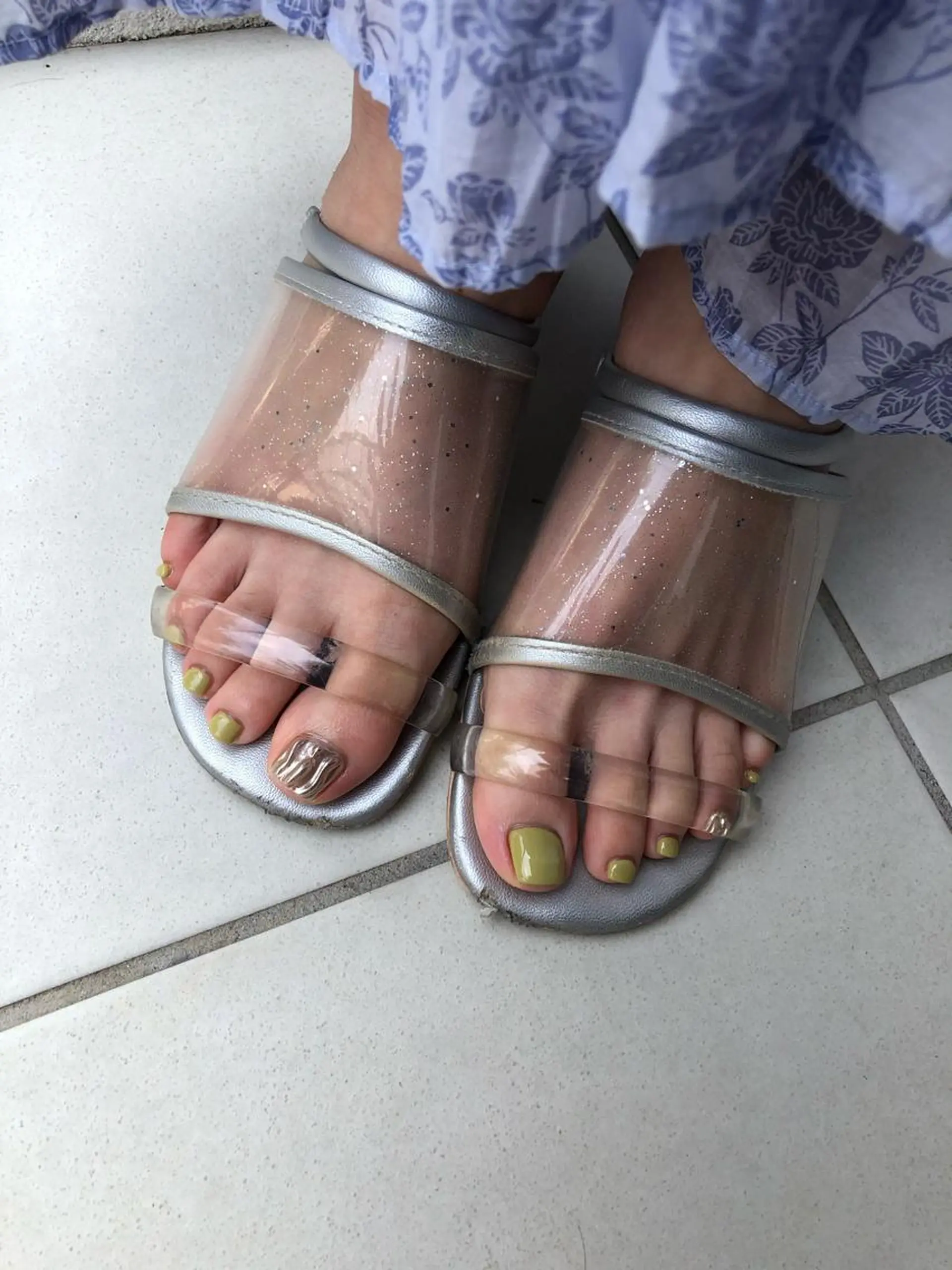 ネイル フットネイル émus nail Mamiのネイルデザイン