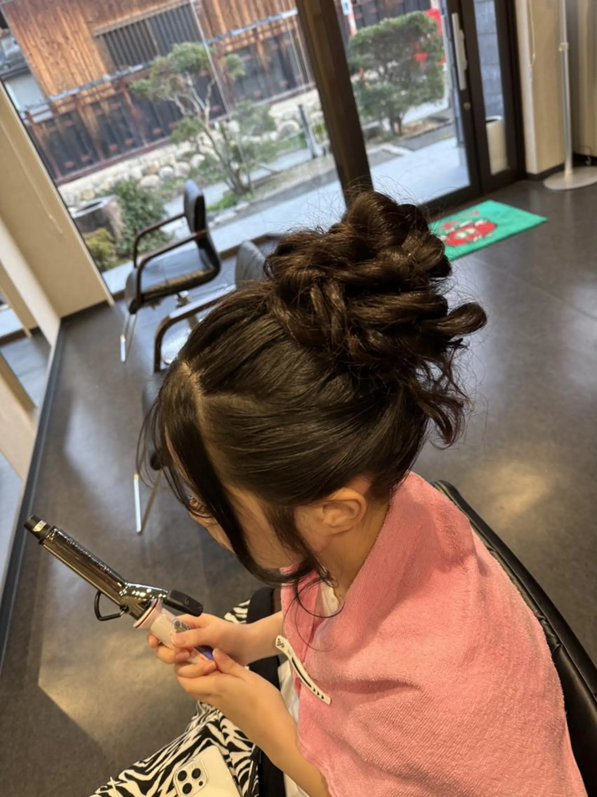 ロング お団子ヘア 髪質改善⚡️カラー 🍀武久 誠🍀のヘアスタイル