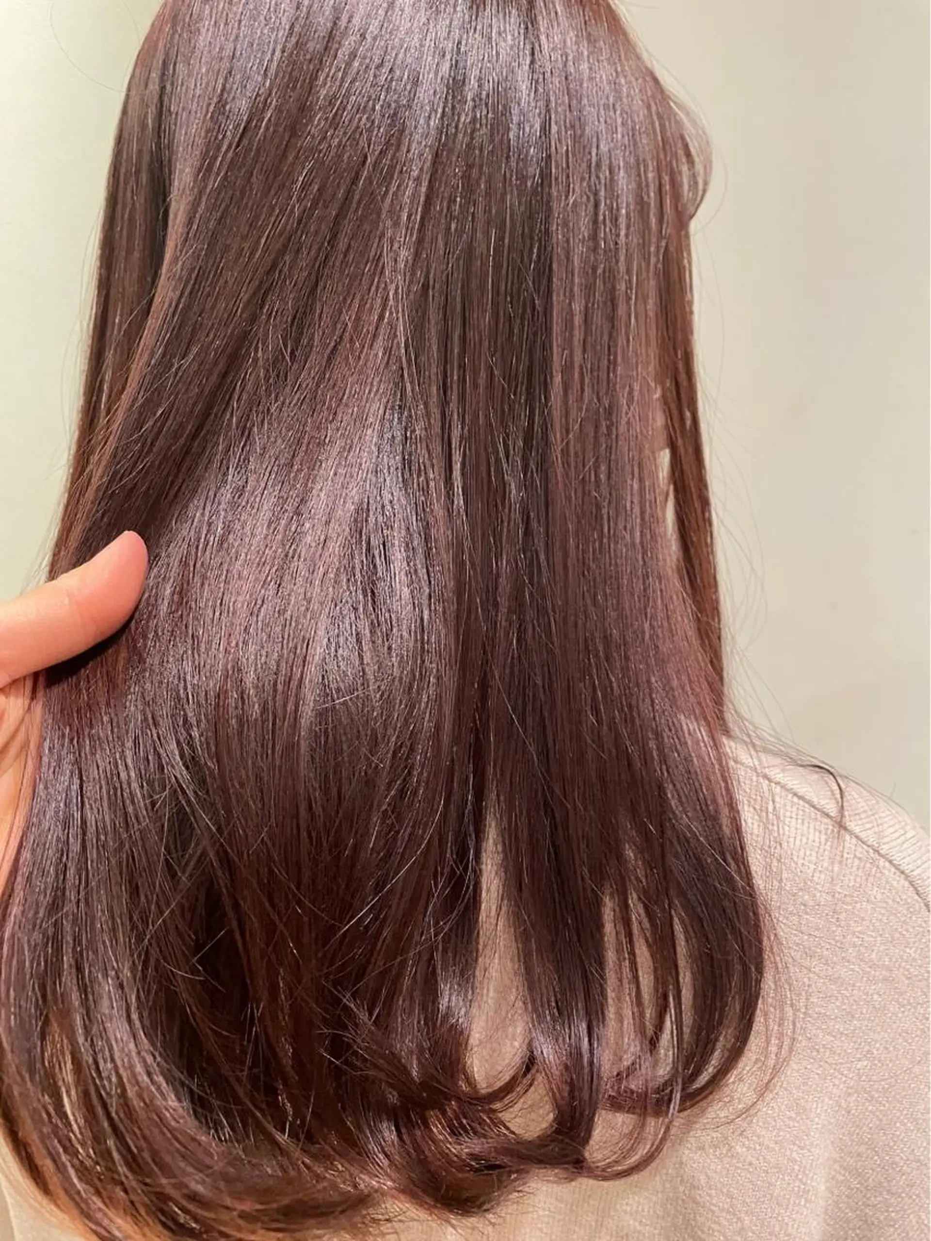 カラー あきば まゆのヘアスタイル