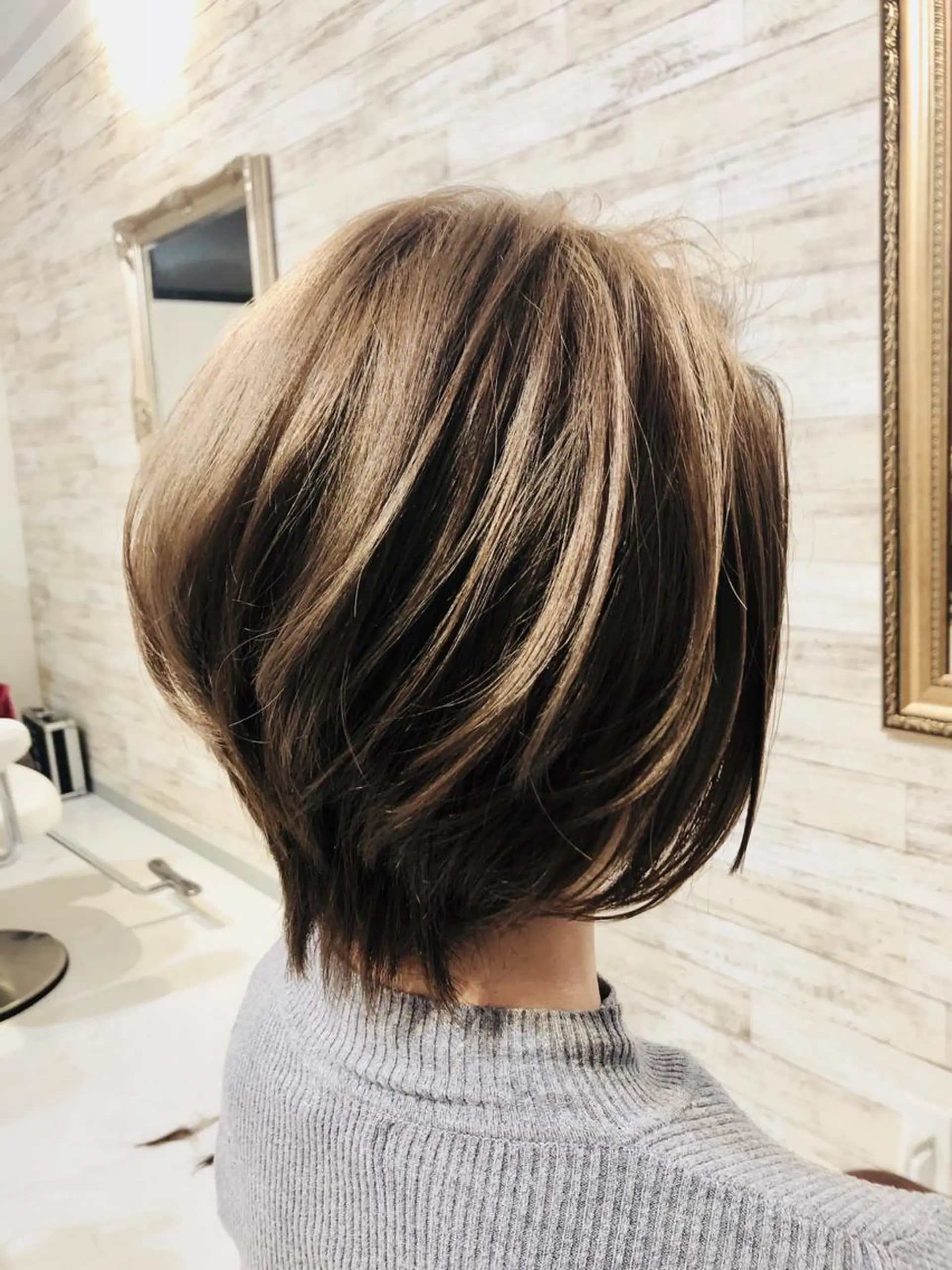 ショート カラー ボブ MARDI GRAS 蘭丸のヘアスタイル
