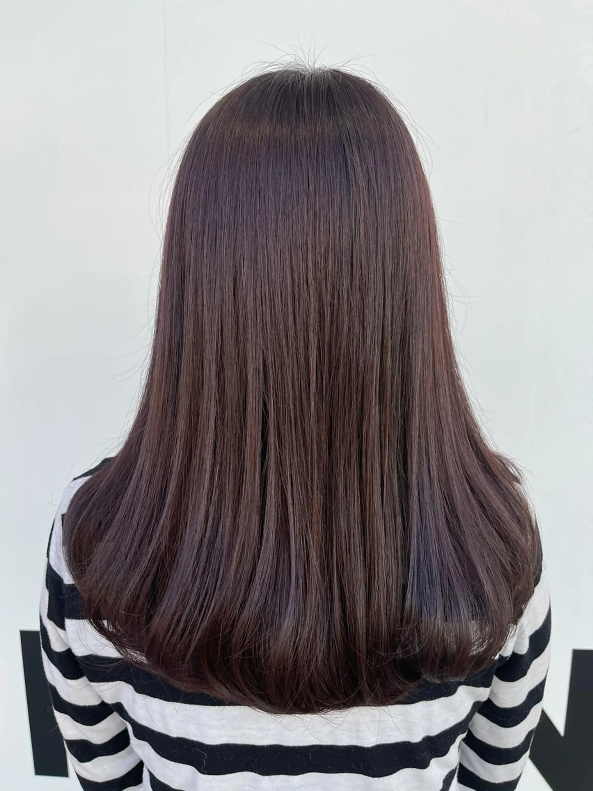 セミロング カット 縮毛矯正 トリートメント 韓国🩵海外ヘア 宮川華奈のヘアスタイル