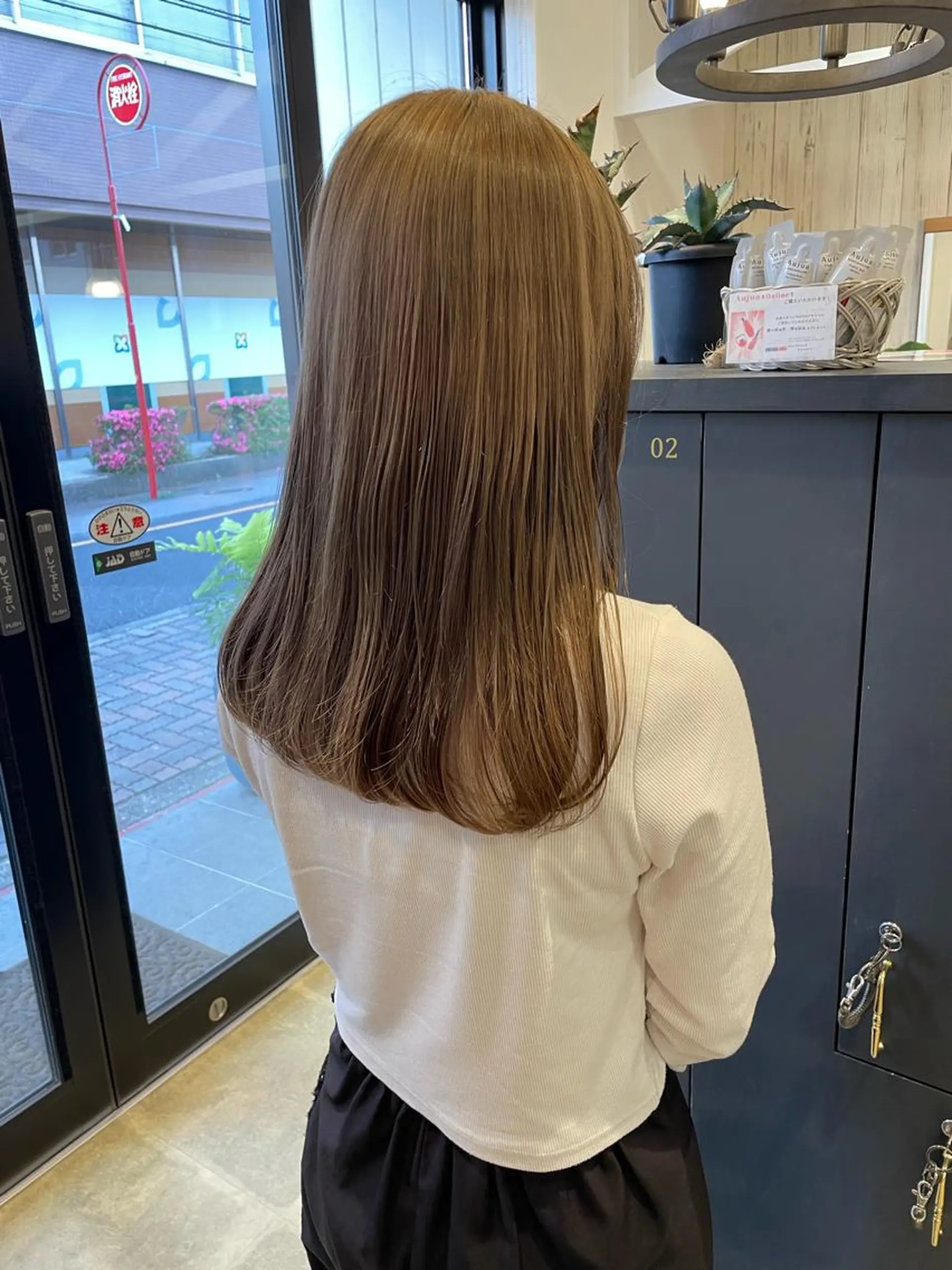 カラー ヘアカラー トリートメント 細沼 葵のヘアスタイル