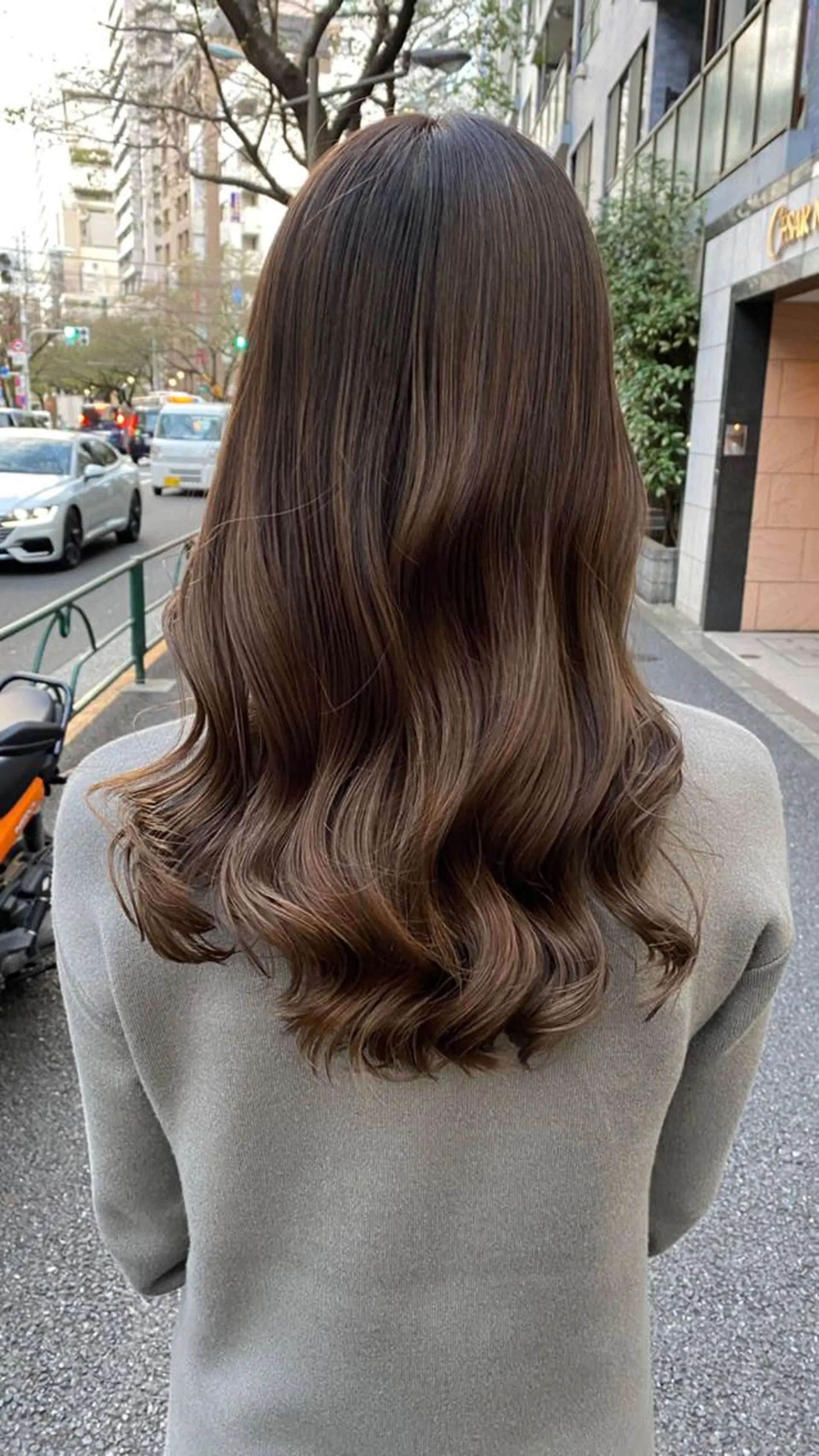 セミロング カット ヘアカラー 佐藤 崇文のヘアスタイル