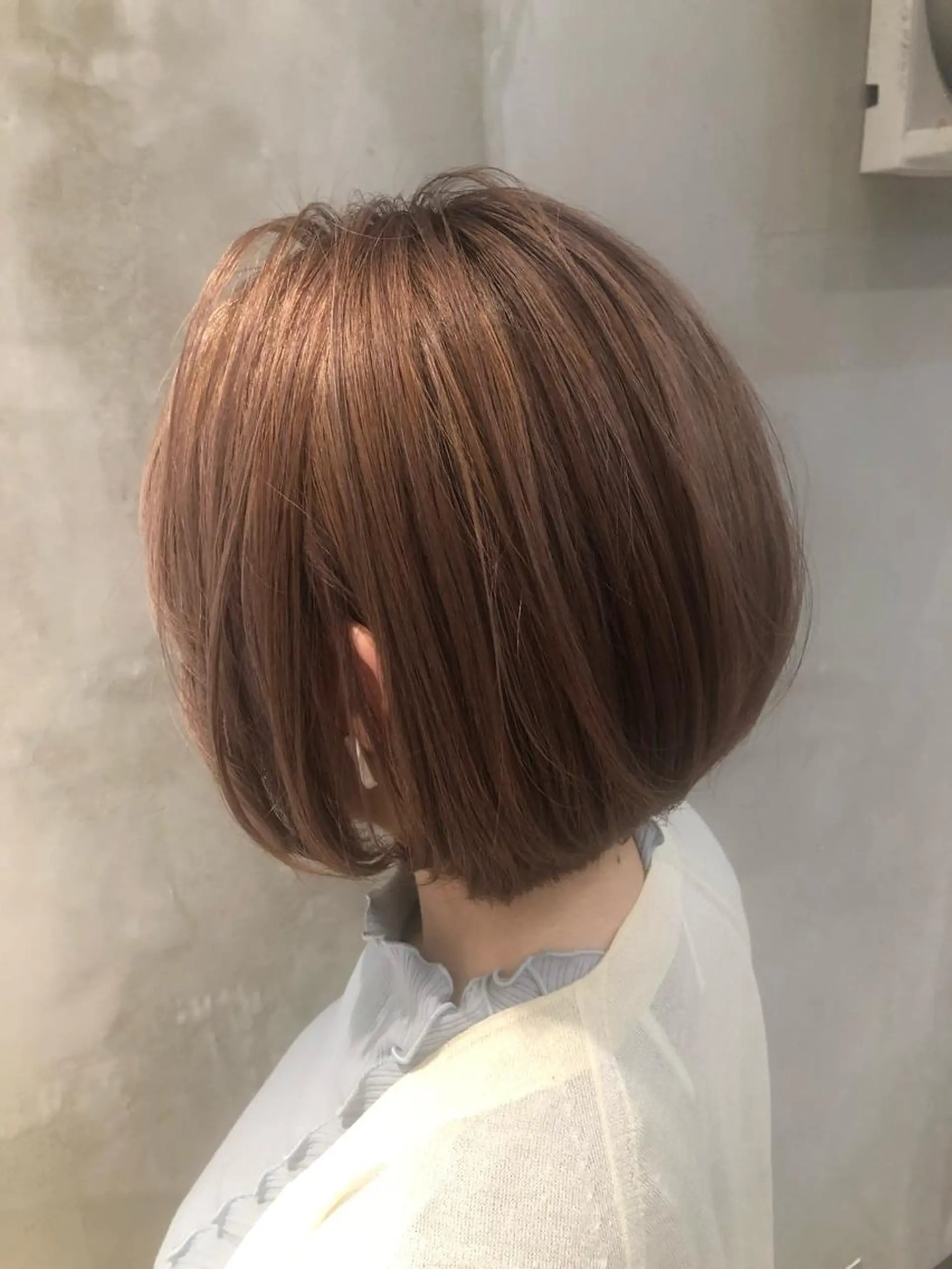 ショート カラー パーマ ヘアアレンジ ベージュカラー ピンクカラー ピンクベージュ カット ヘアカラー トリートメント 顔周りcut・ご相談 =新宿しずく🇰🇷のヘアスタイル