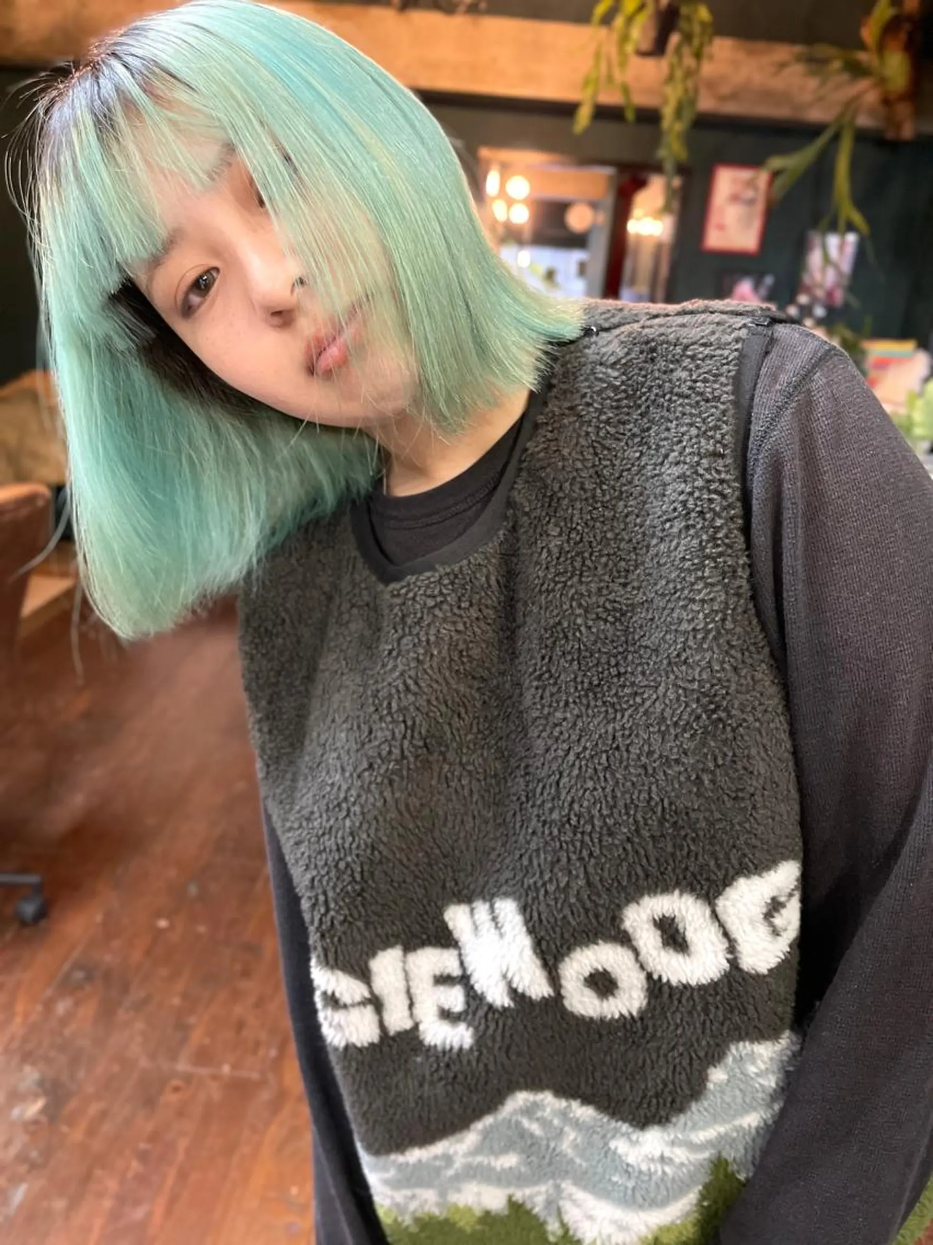 ミディアム カット ヘアカラー トリートメント vivre libre所属・vivre libreのヘアスタイル