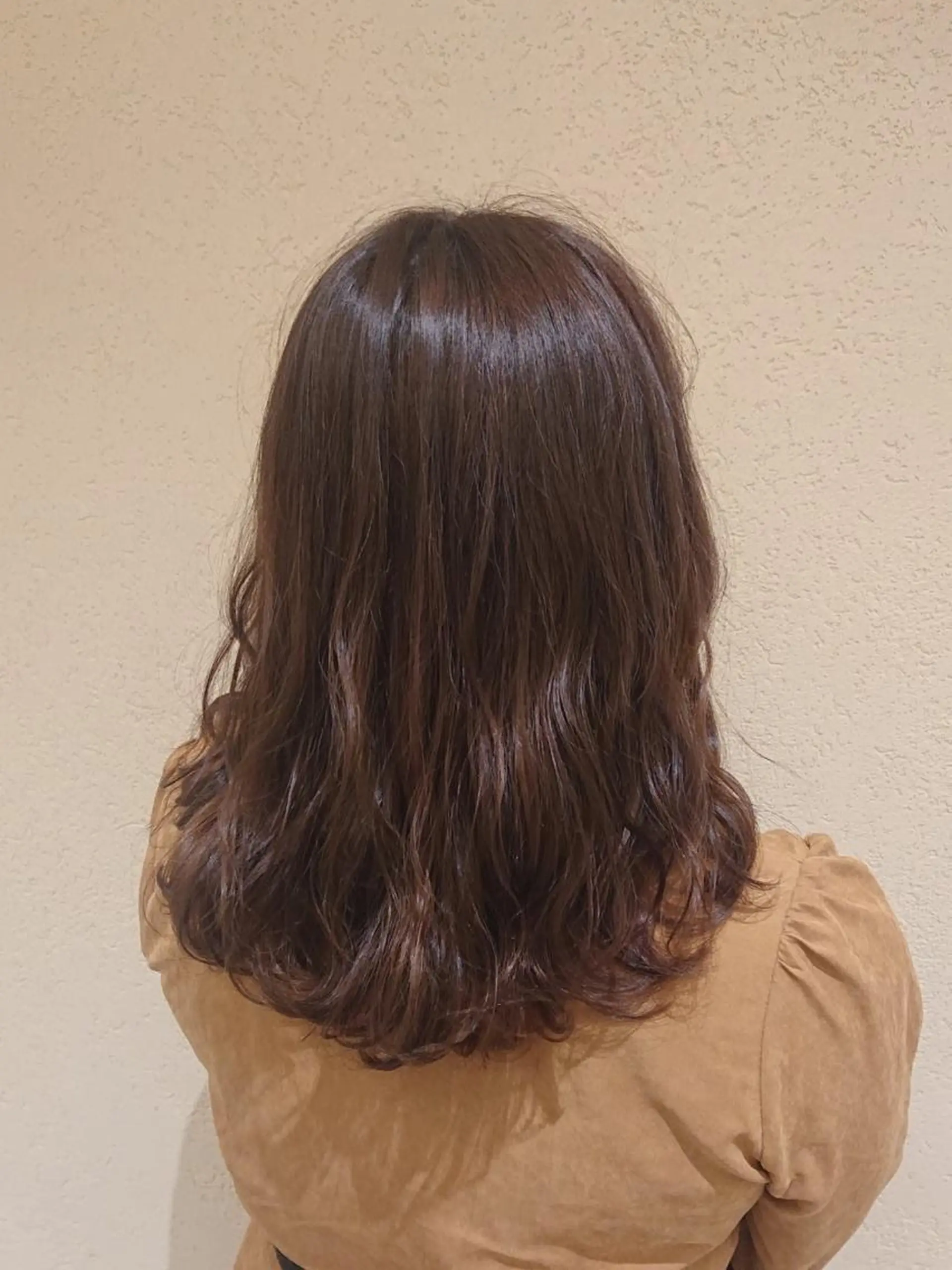 カラー ブラウンカラー ピンクカラー ヘアカラー 岩田大幹/艶カラー /髪質改善のヘアスタイル