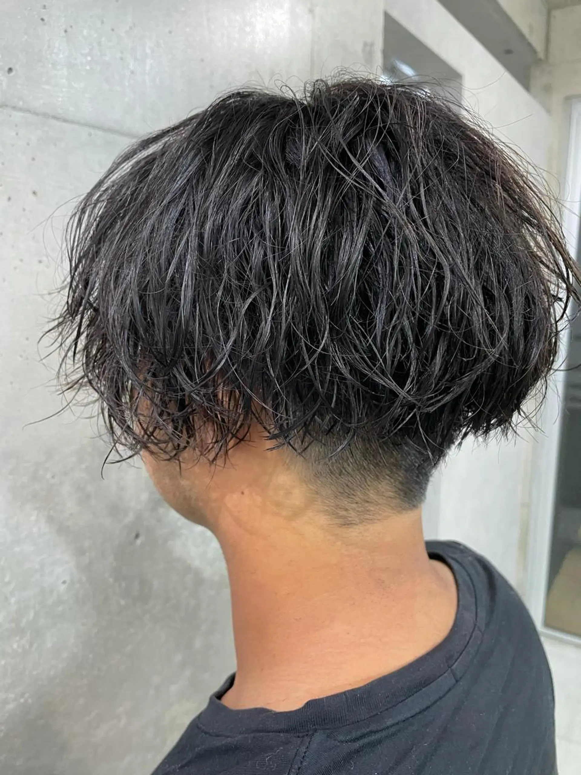 パーマ メンズ Kvell&Co.所属・ハイトーン カラーのヘアスタイル