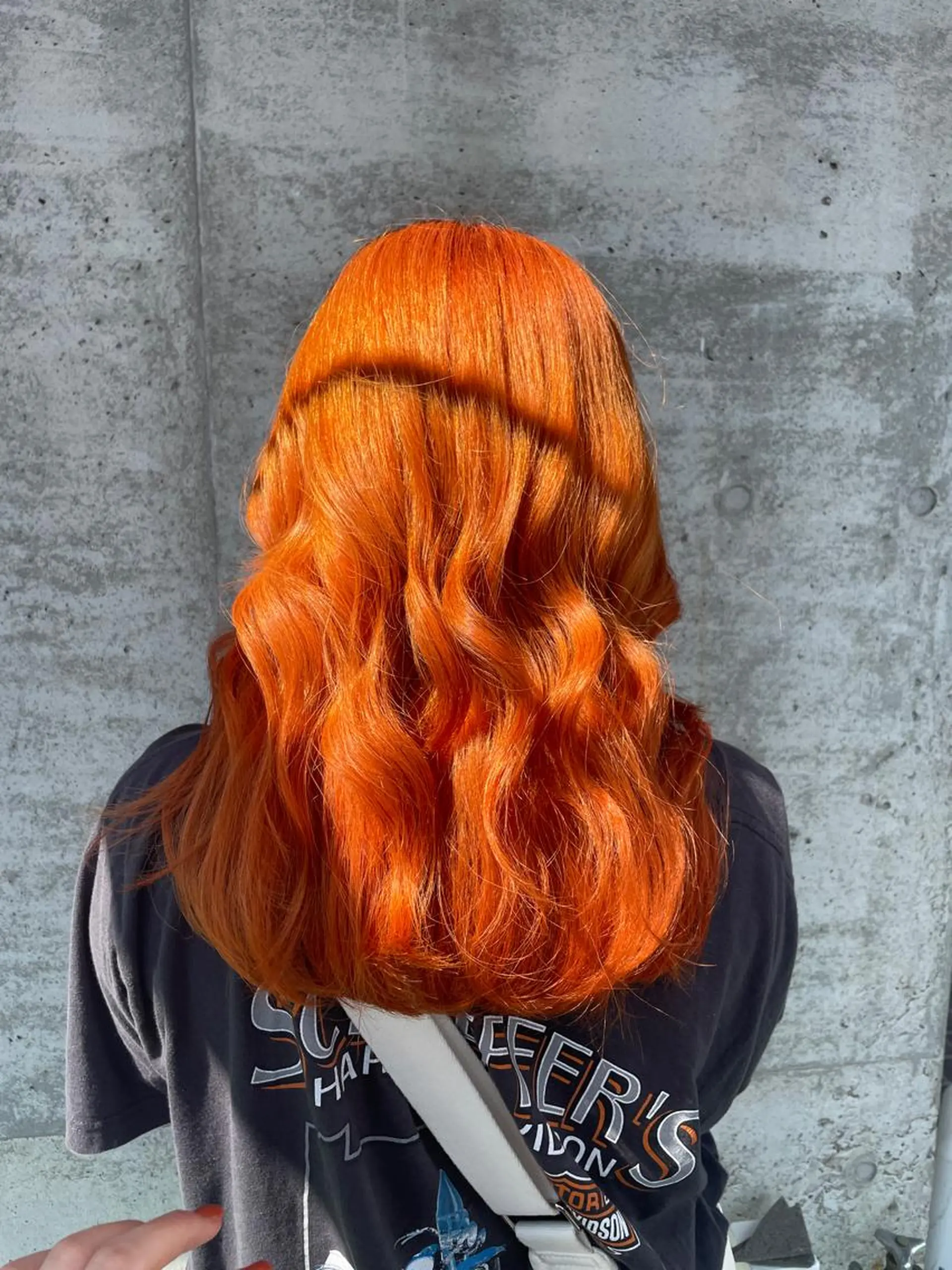 ミディアム カラー ベージュカラー ブリーチ ブラウンカラー オレンジ オレンジベージュ alu所属・マキノ キョウカのヘアスタイル