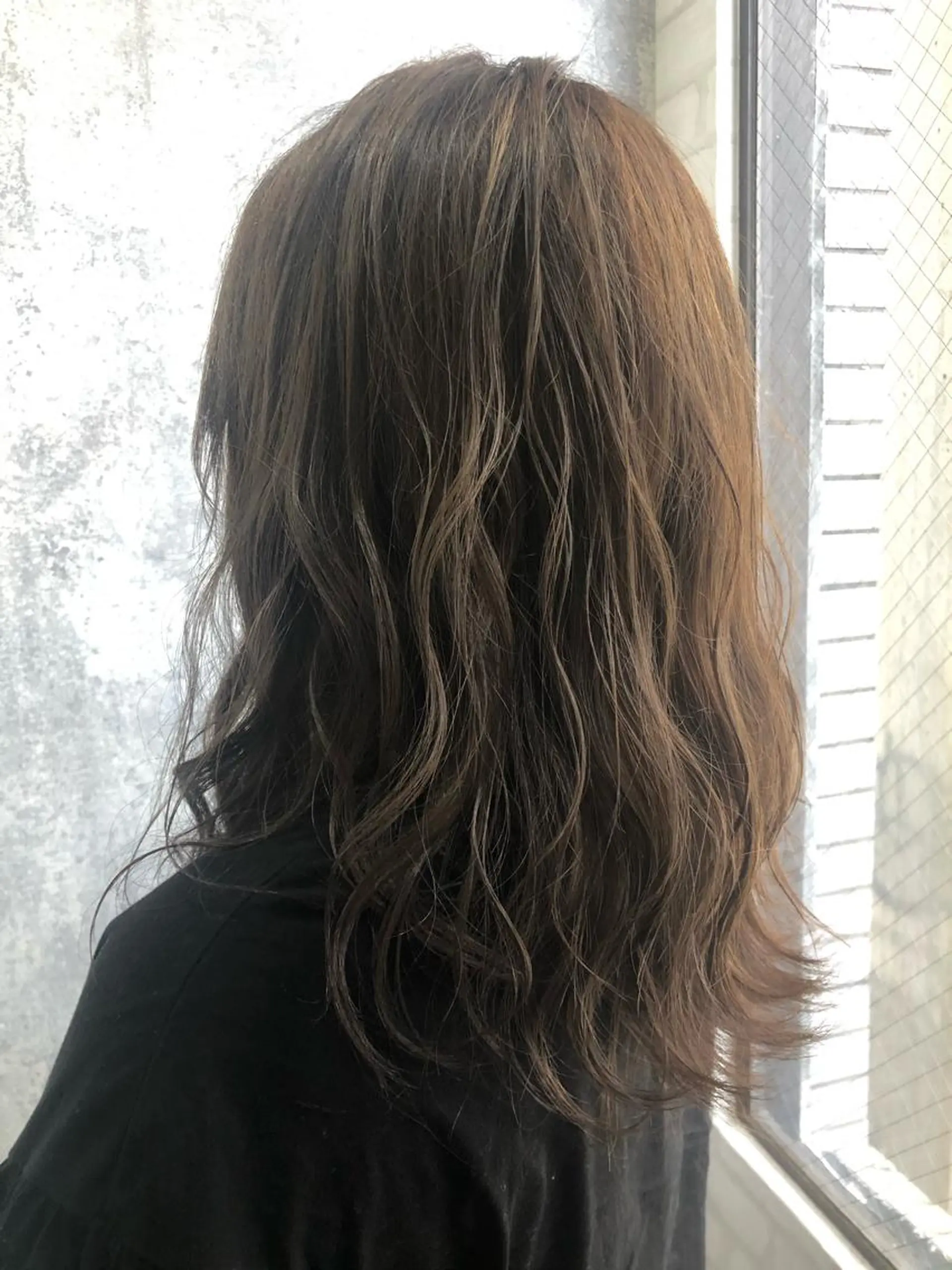 ミディアム 山浦 伶奈のヘアスタイル