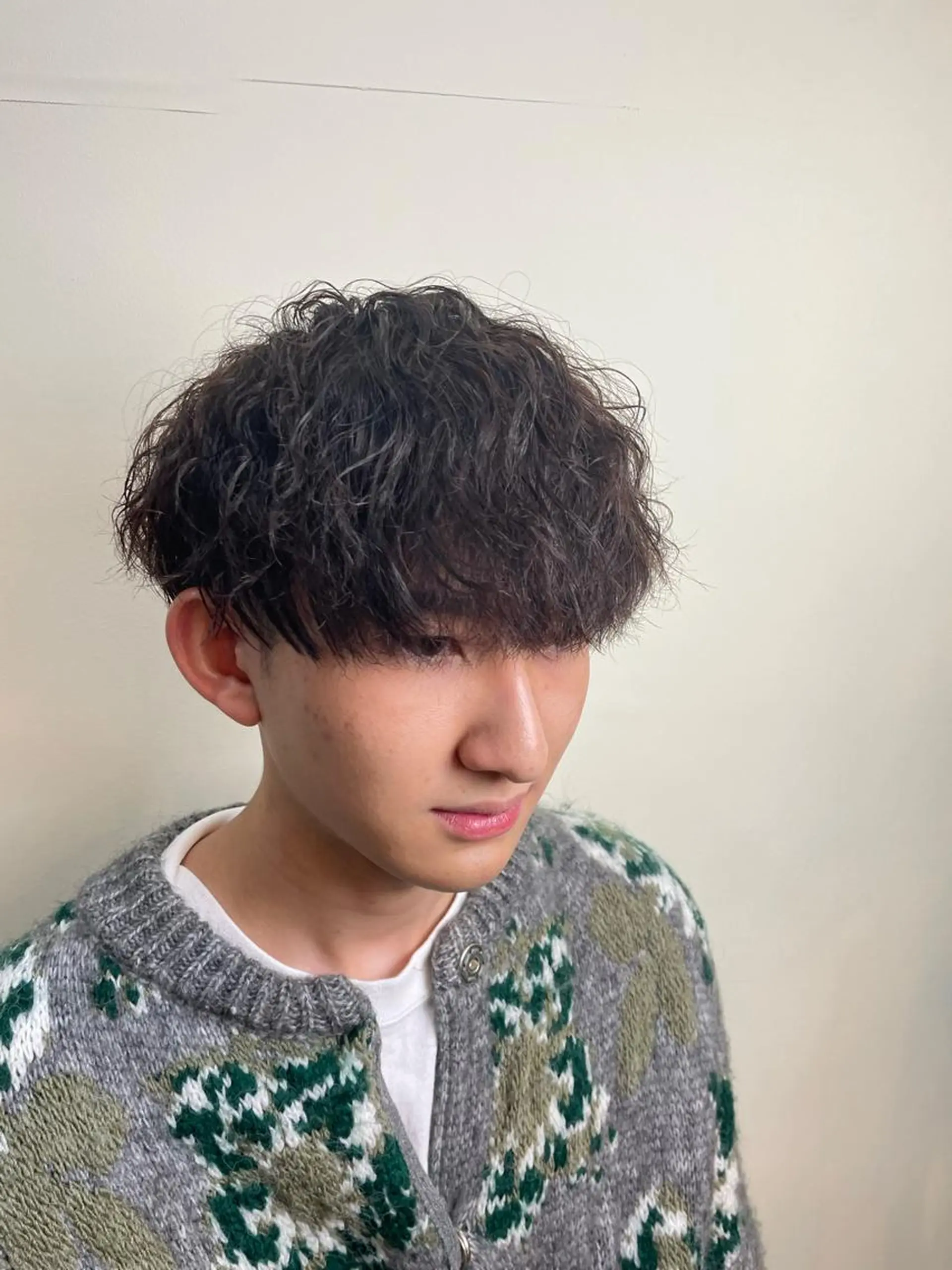 ミディアム カラー パーマ メンズ シールエクステ ミディアムパーマ メンズバレイヤージュ メンズブリーチ フェードカット カット パーマ WEST OLAND加藤圭介のヘアスタイル