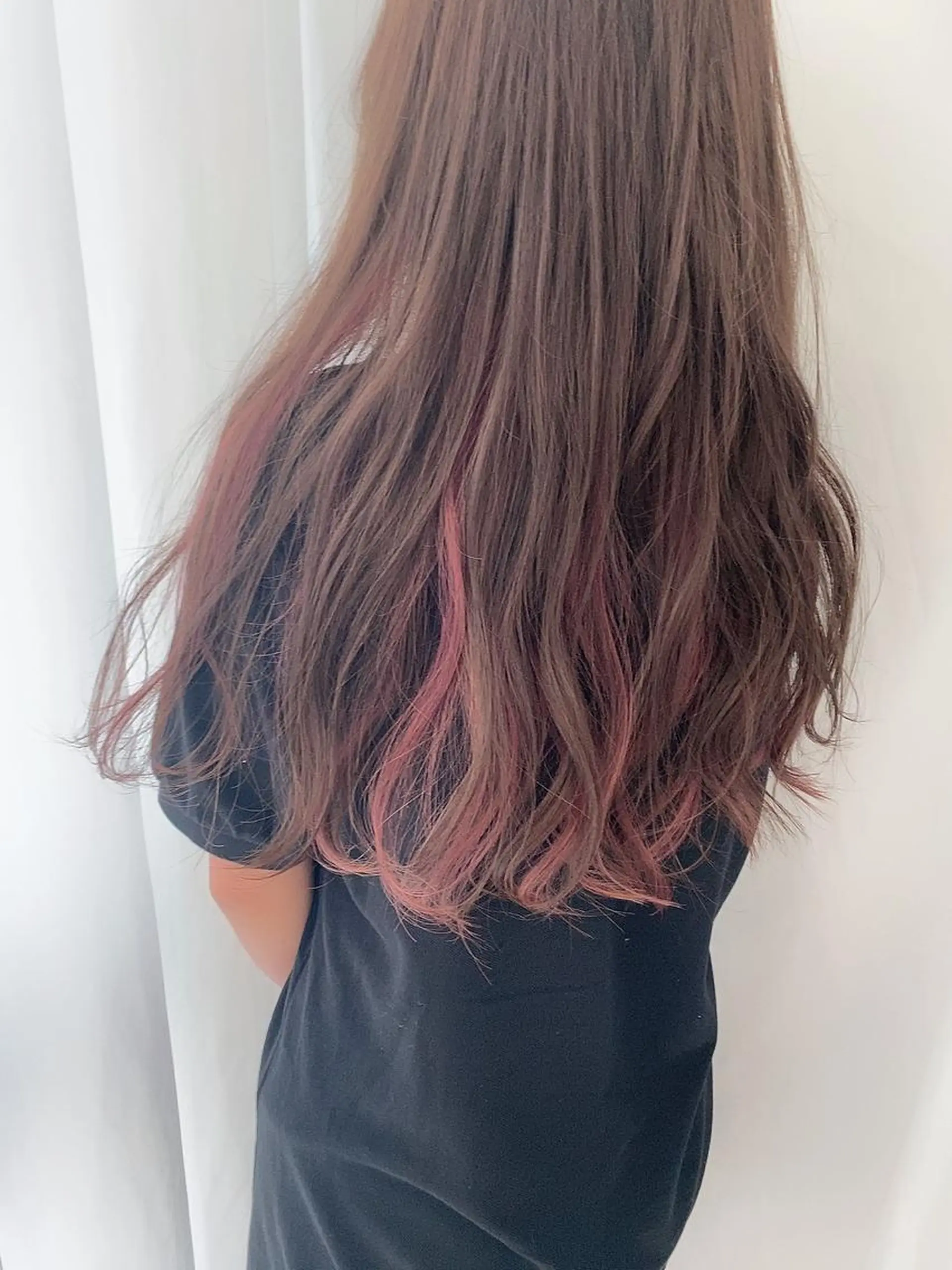 ロング カラー ブリーチ ピンクカラー the path ナツミのヘアスタイル