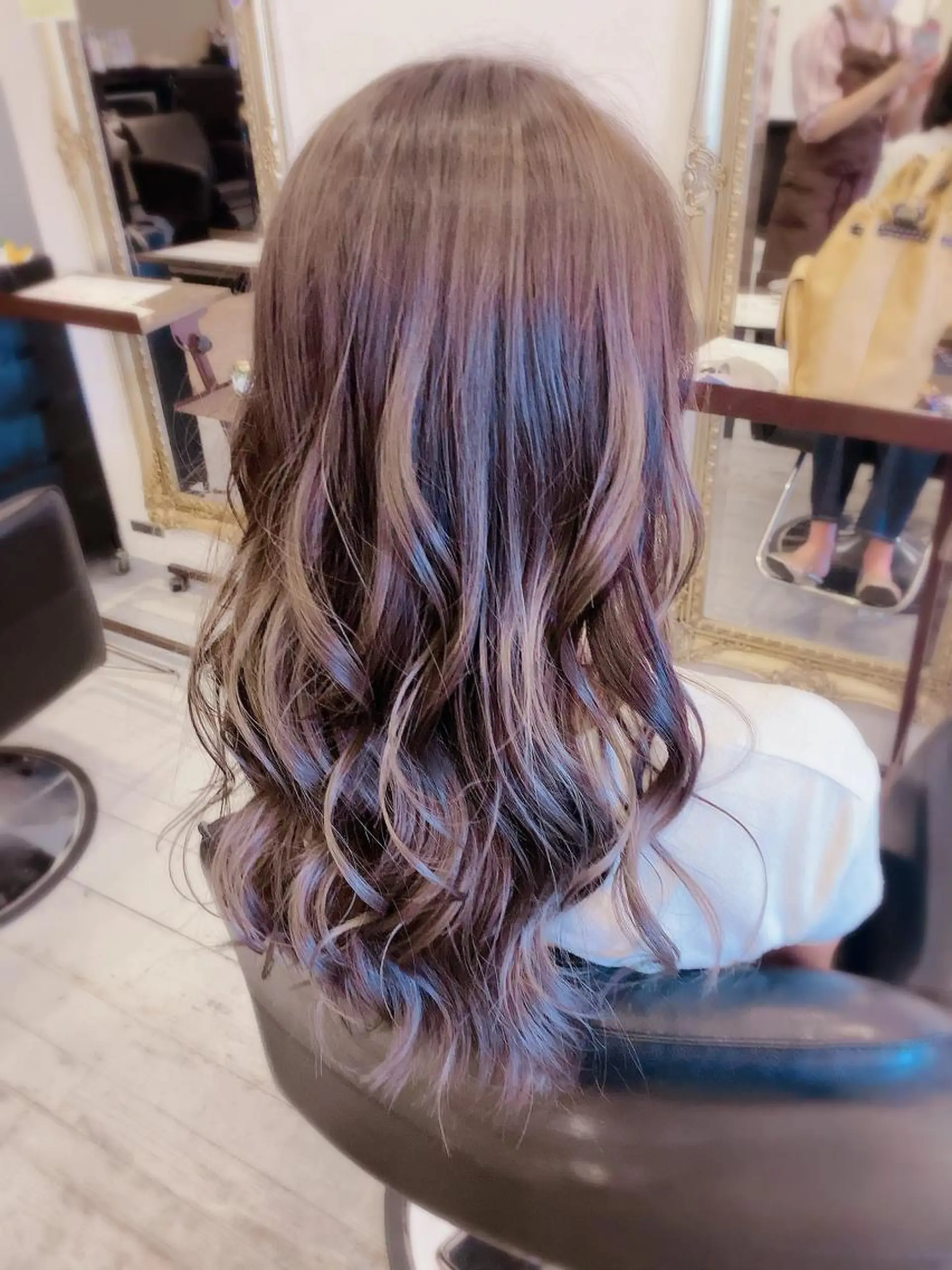 ロング カラー カット ヘアカラー トリートメント 🍀Moda by Grande🍀のヘアスタイル