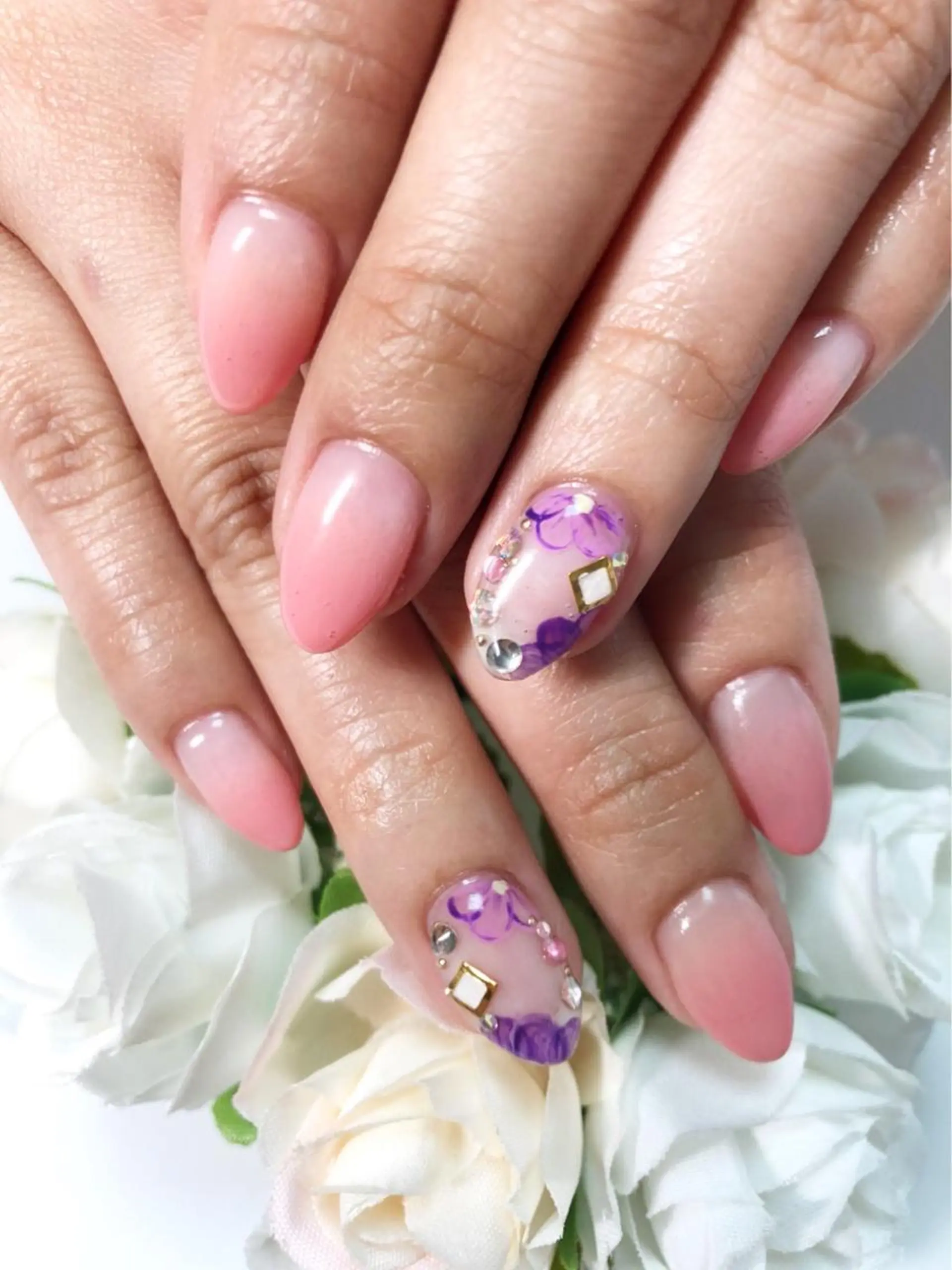 ミディアム カラー ネイル シンプルネイル ハンドネイル CITRAtotal beautyのネイルデザイン