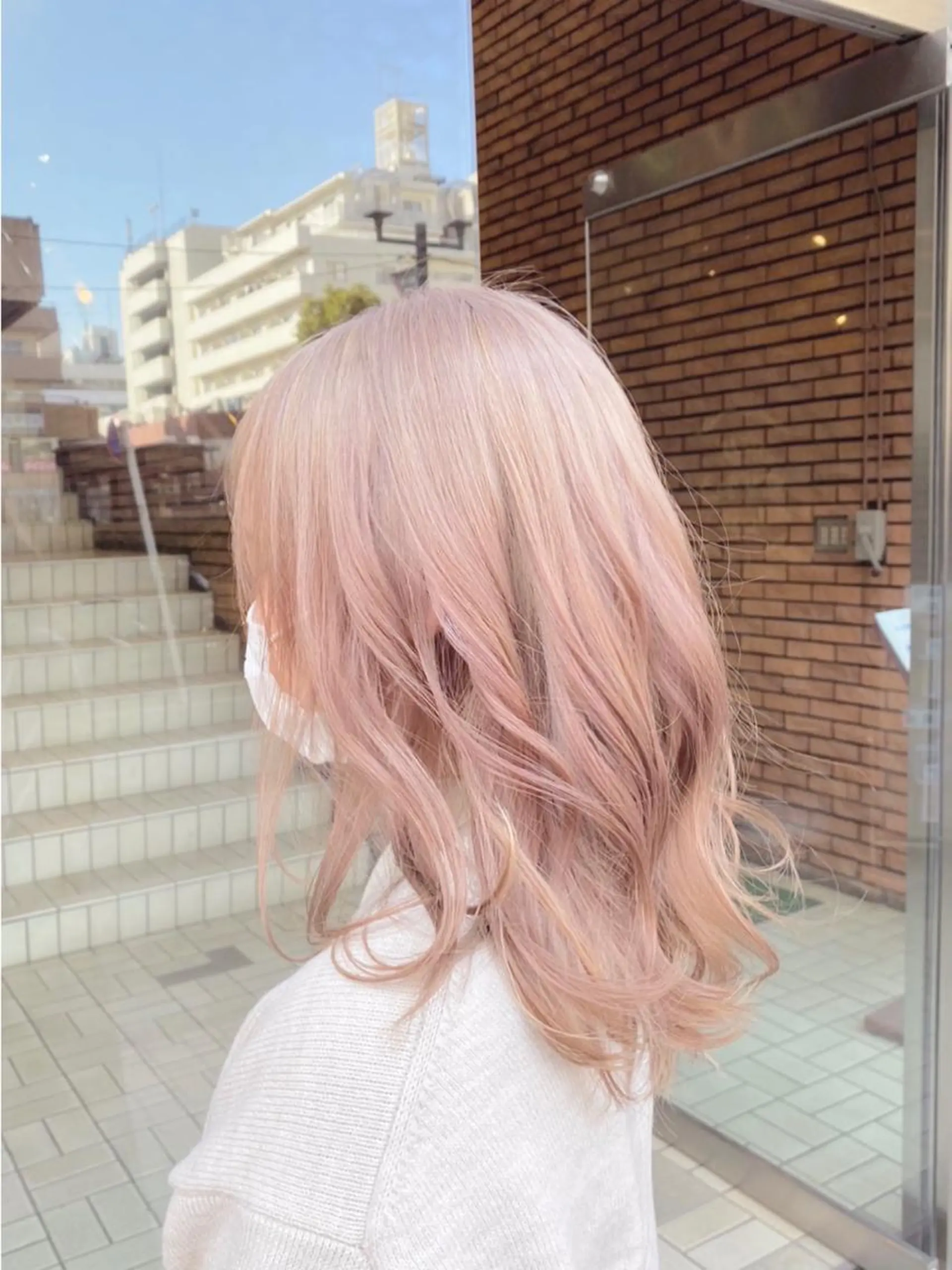 セミロング motel所属・モデルや芸能人も通う ✨マンツーマンサロンのヘアスタイル