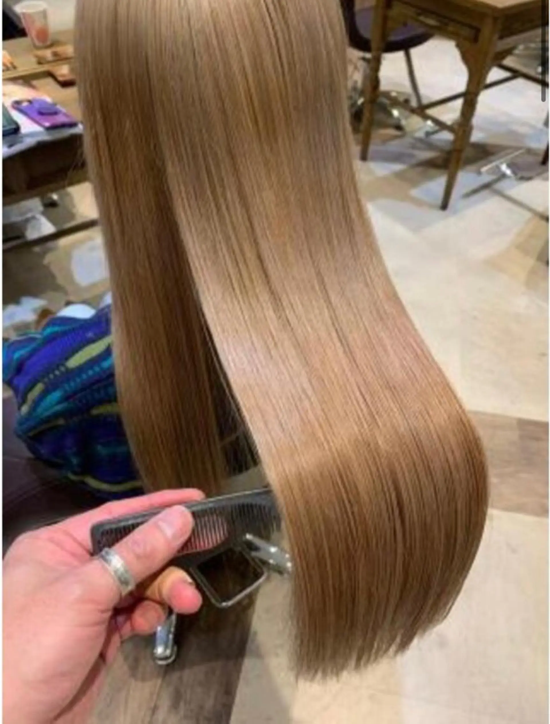 セミロング カラー パーマ ヘアアレンジ メンズ キッズ ネイル マツエク・マツパ アイブロウ 髪質改善 縮毛矯正 トリートメント 酸性ストレート ストレートパーマ 🎀盛れる顔周り×レ イヤー×透明感/米田のヘアスタイル