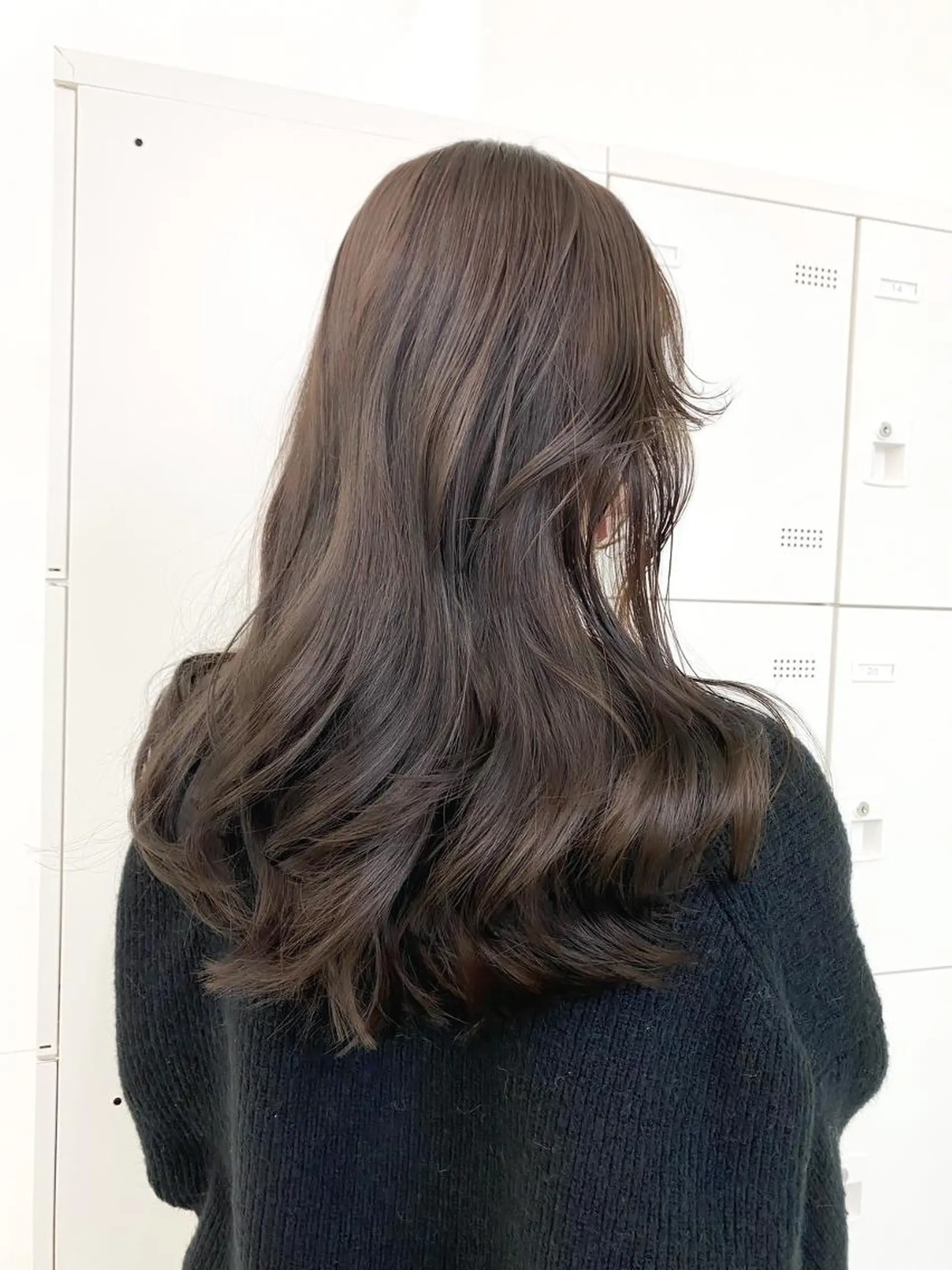 カラー 抜け感ベージュ🐏♡ SHE池袋🪞のヘアスタイル