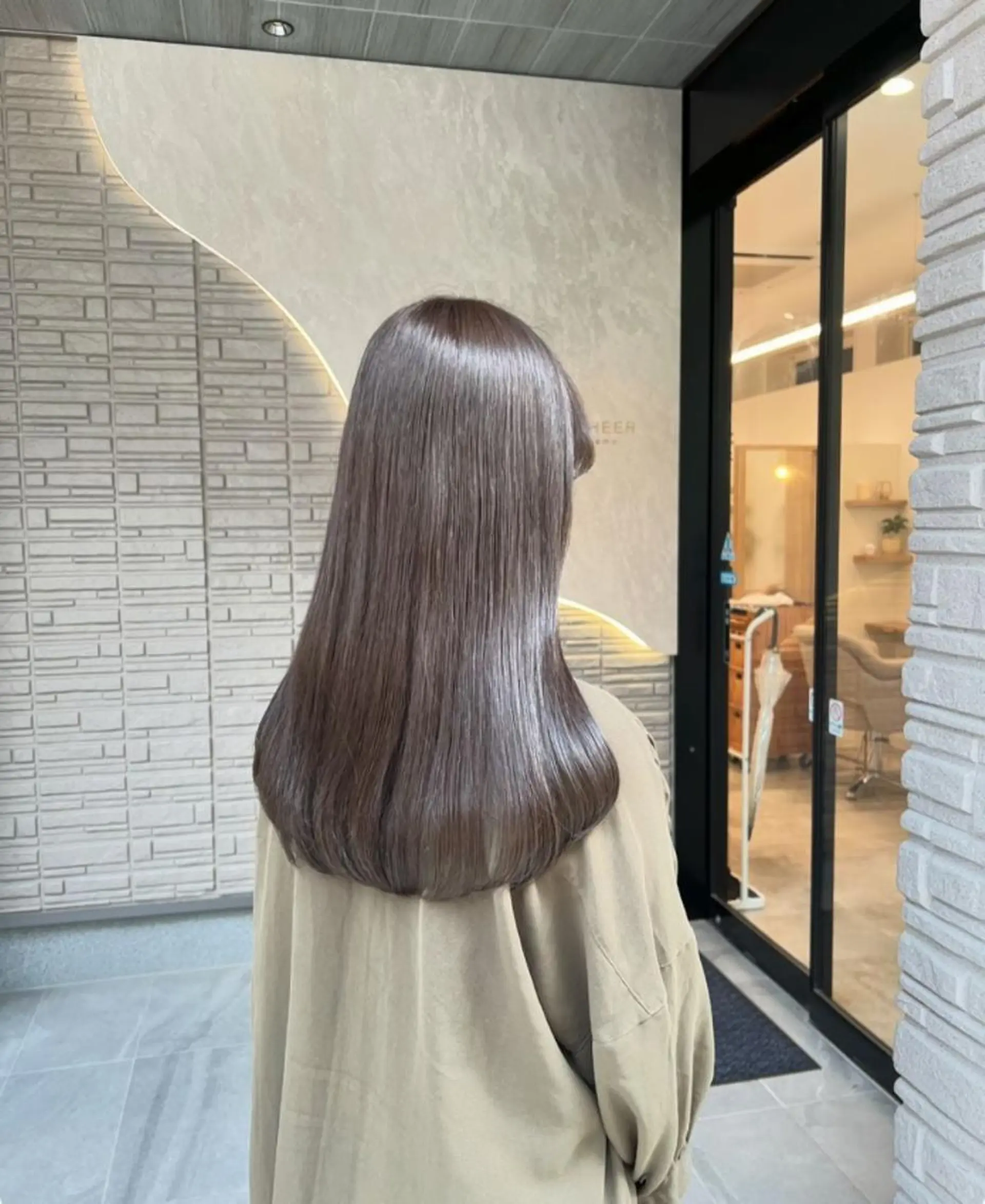 カラー ロング アッシュ アッシュブラウン ブラウンカラー オレンジ 髪質改善 Seina セイナのヘアスタイル