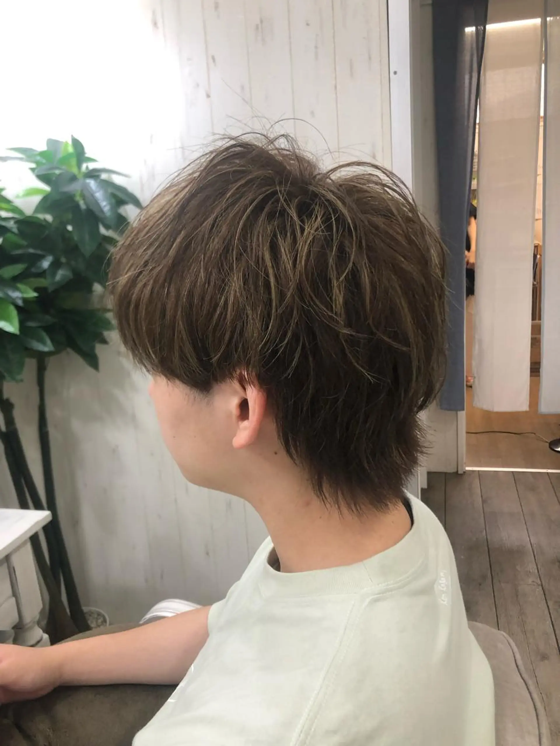 ショート カラー メンズ カット ヘアカラー トリートメント イシジマ タカナリのヘアスタイル